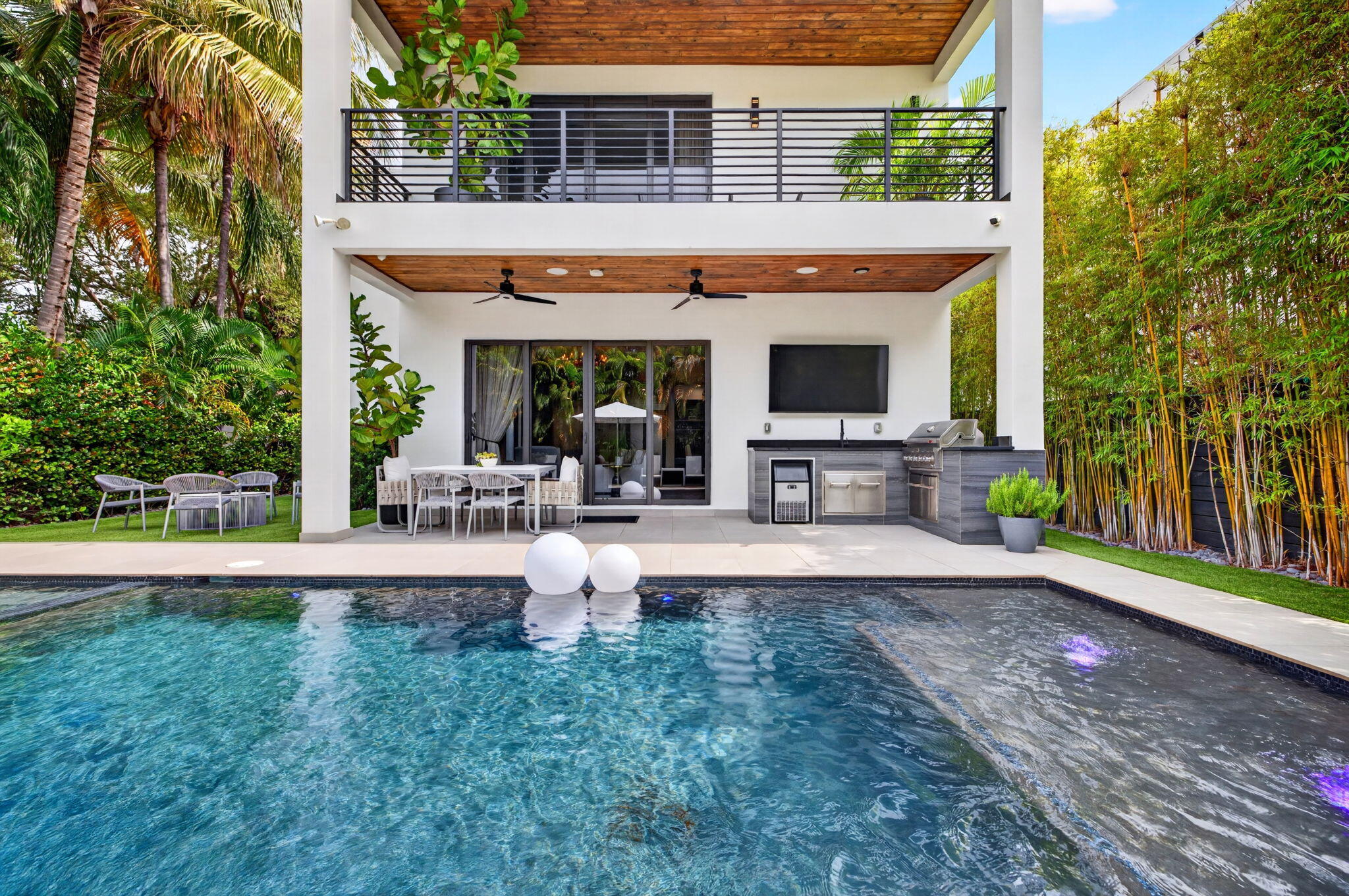 1644 NE 4th Fort Lauderdale, FL 33301