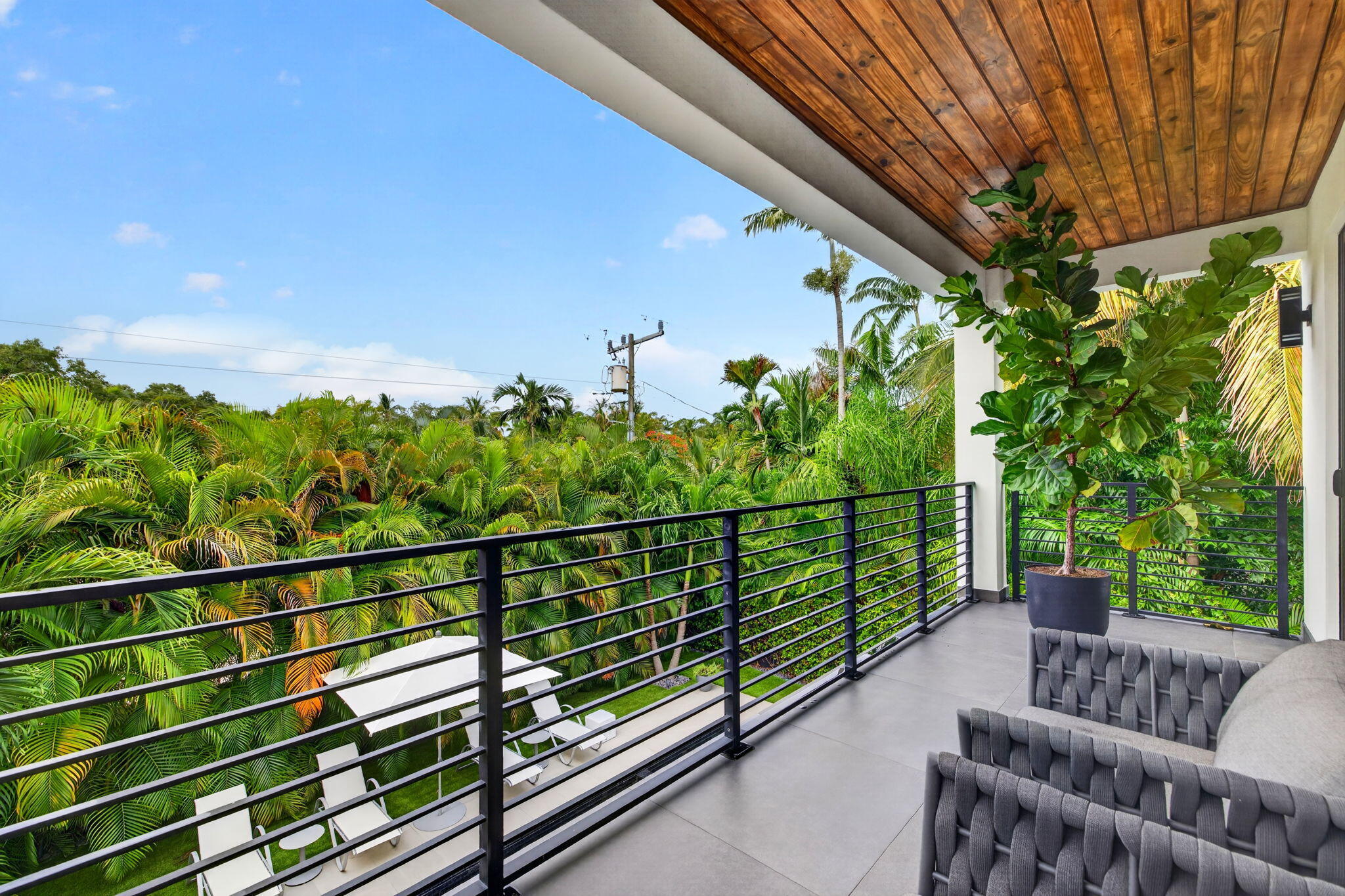 1644 NE 4th Fort Lauderdale, FL 33301