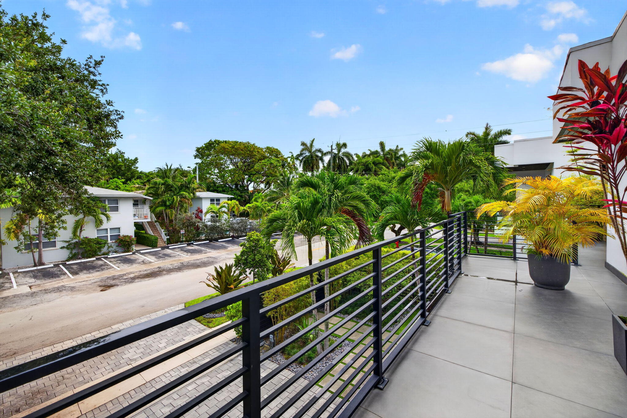 1644 NE 4th Fort Lauderdale, FL 33301