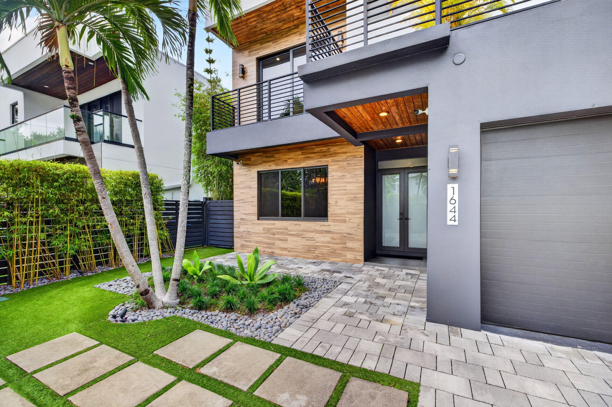 1644 NE 4th Fort Lauderdale, FL 33301