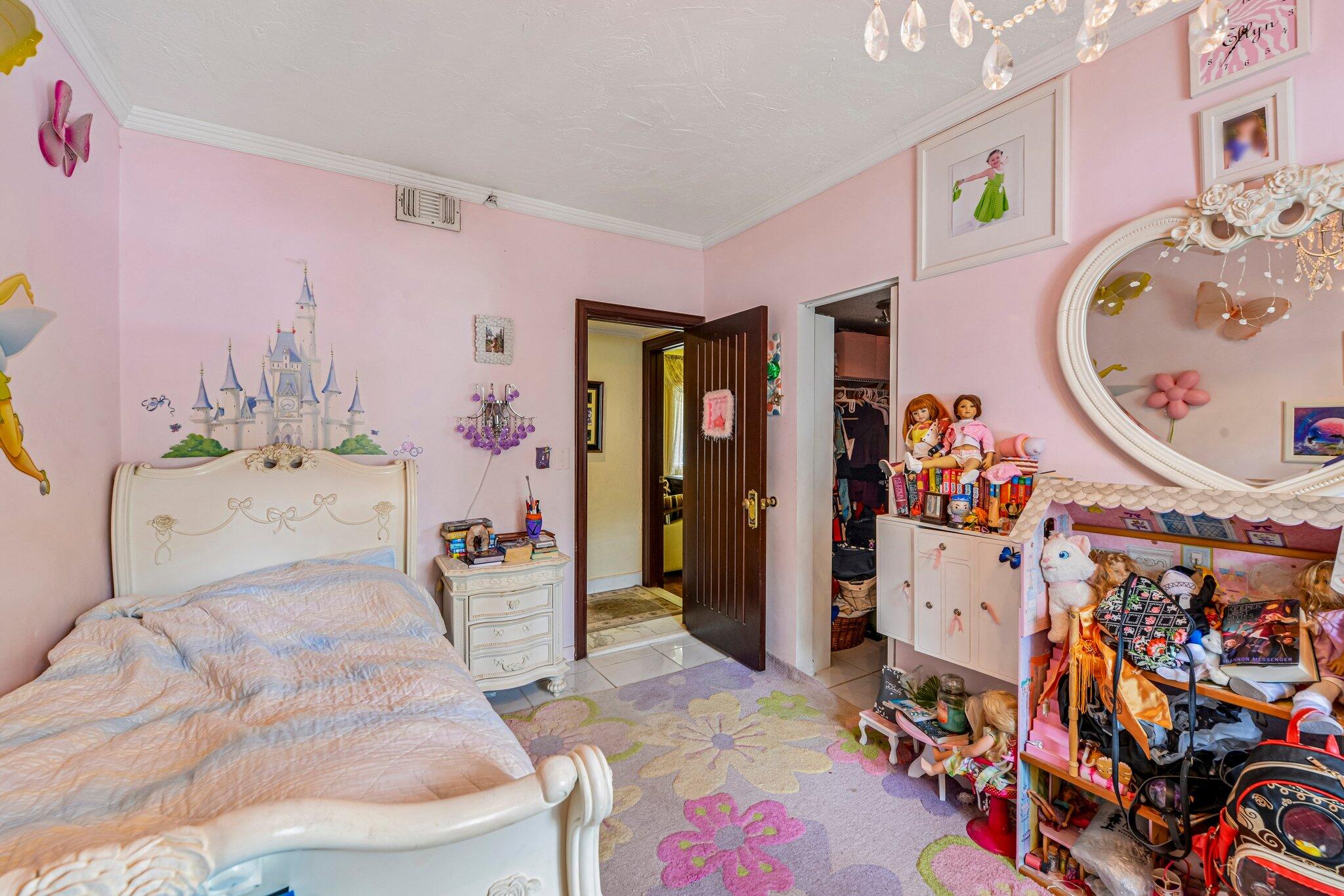 430 Poinciana #1710 Sunny Isles Beach, FL 33160