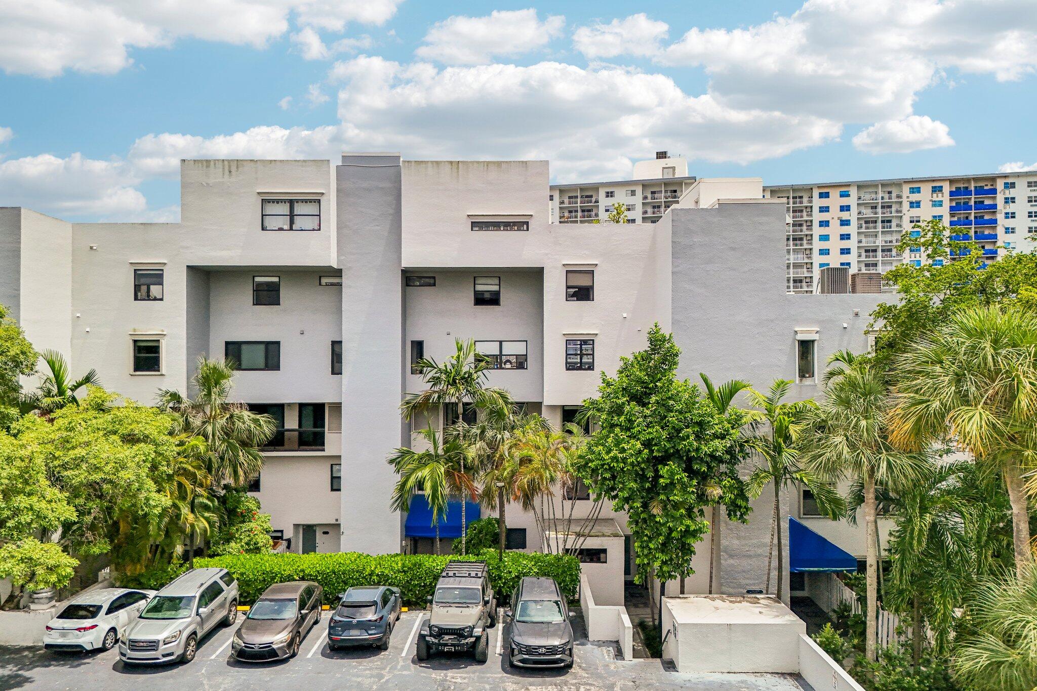 430 Poinciana #1710 Sunny Isles Beach, FL 33160