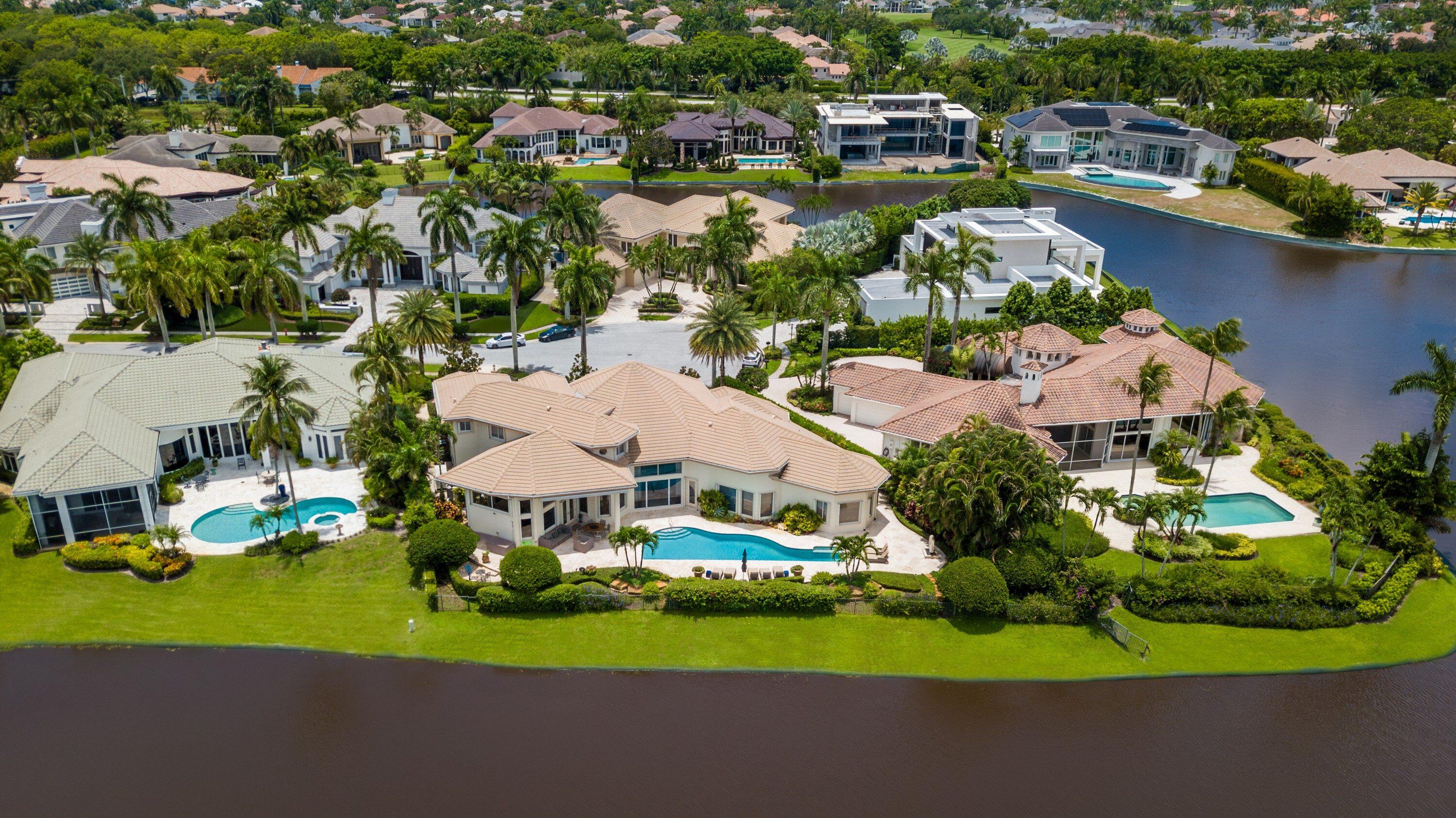 6949 Lake Estates Boca Raton, FL 33496