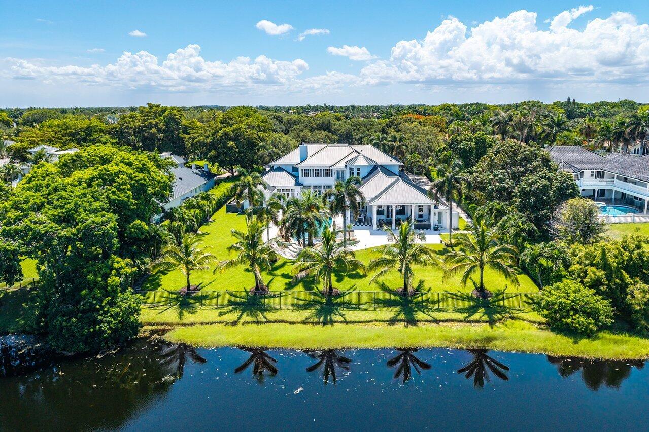 17837 Fieldbrook