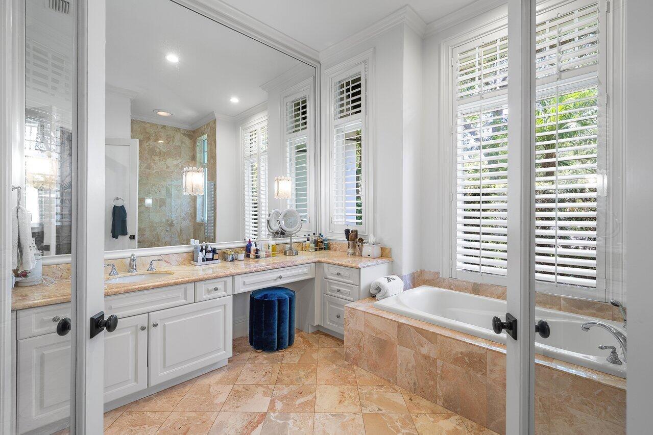 17837 Fieldbrook Boca Raton, FL 33496