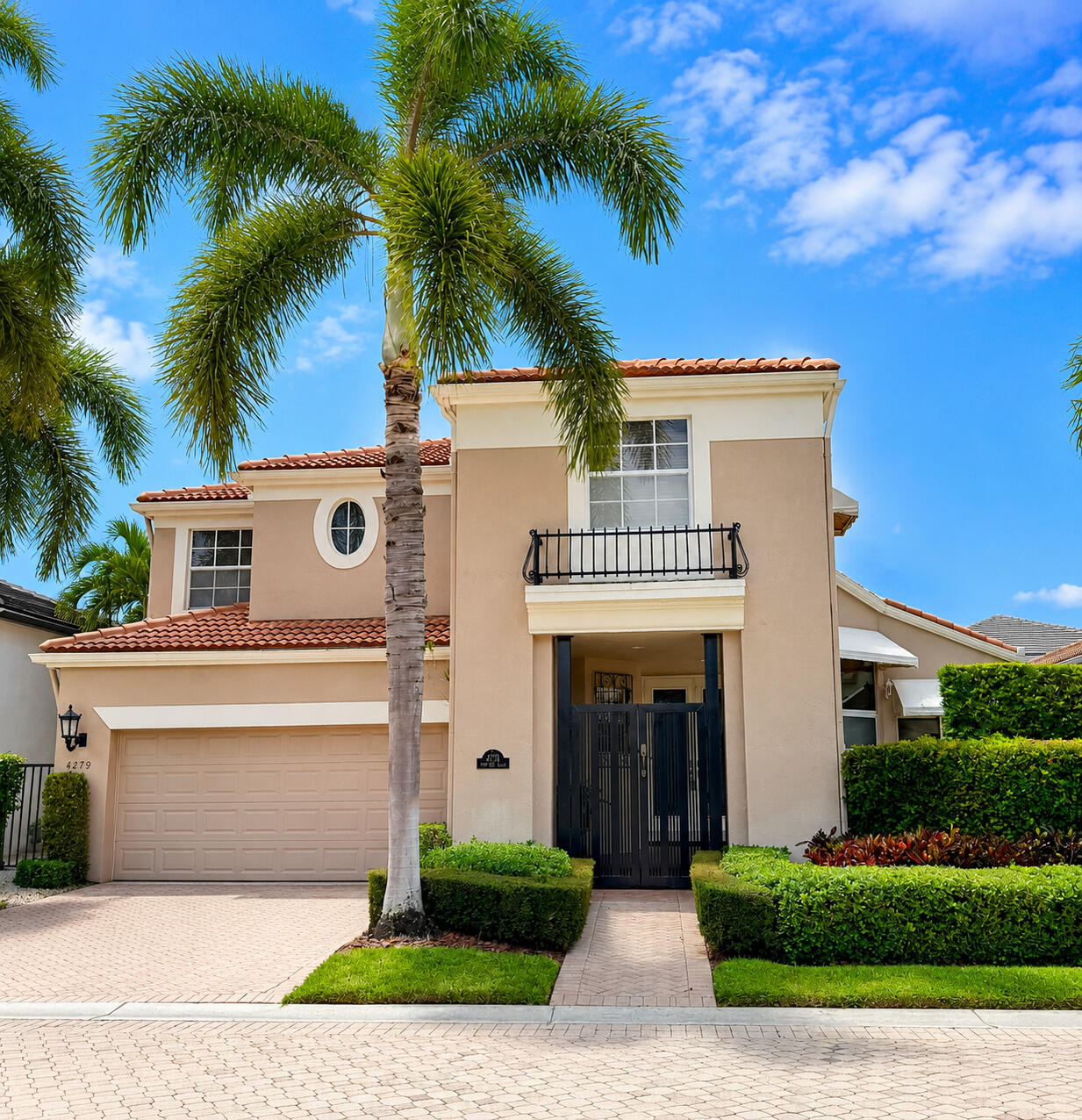 4279 NW 61st