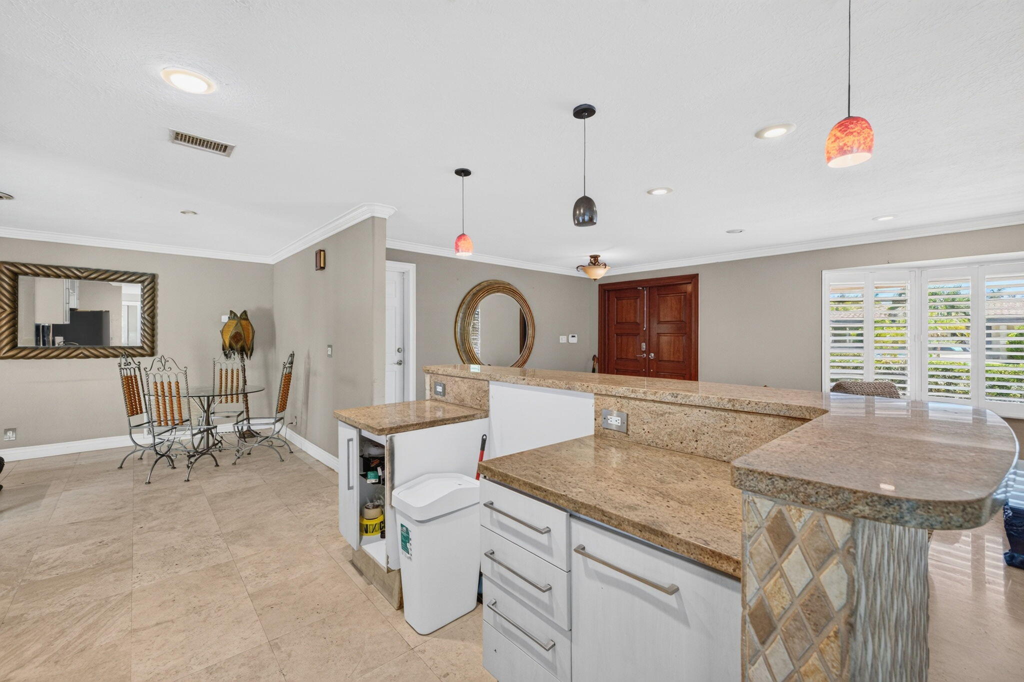 5581 NE 28th Fort Lauderdale, FL 33308