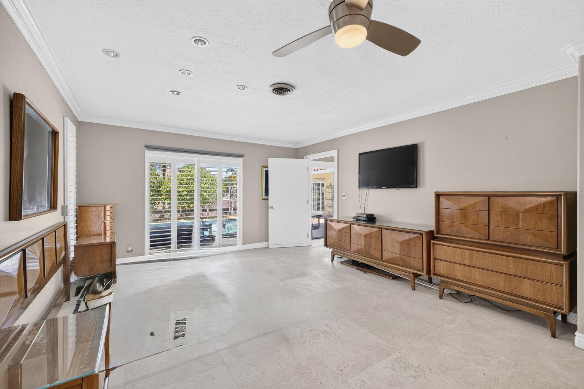5581 NE 28th Fort Lauderdale, FL 33308