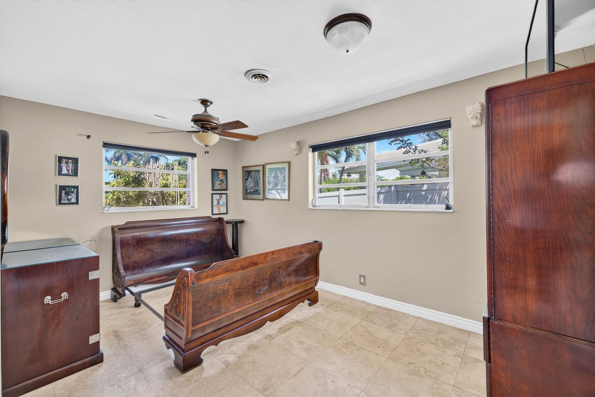 5581 NE 28th Fort Lauderdale, FL 33308