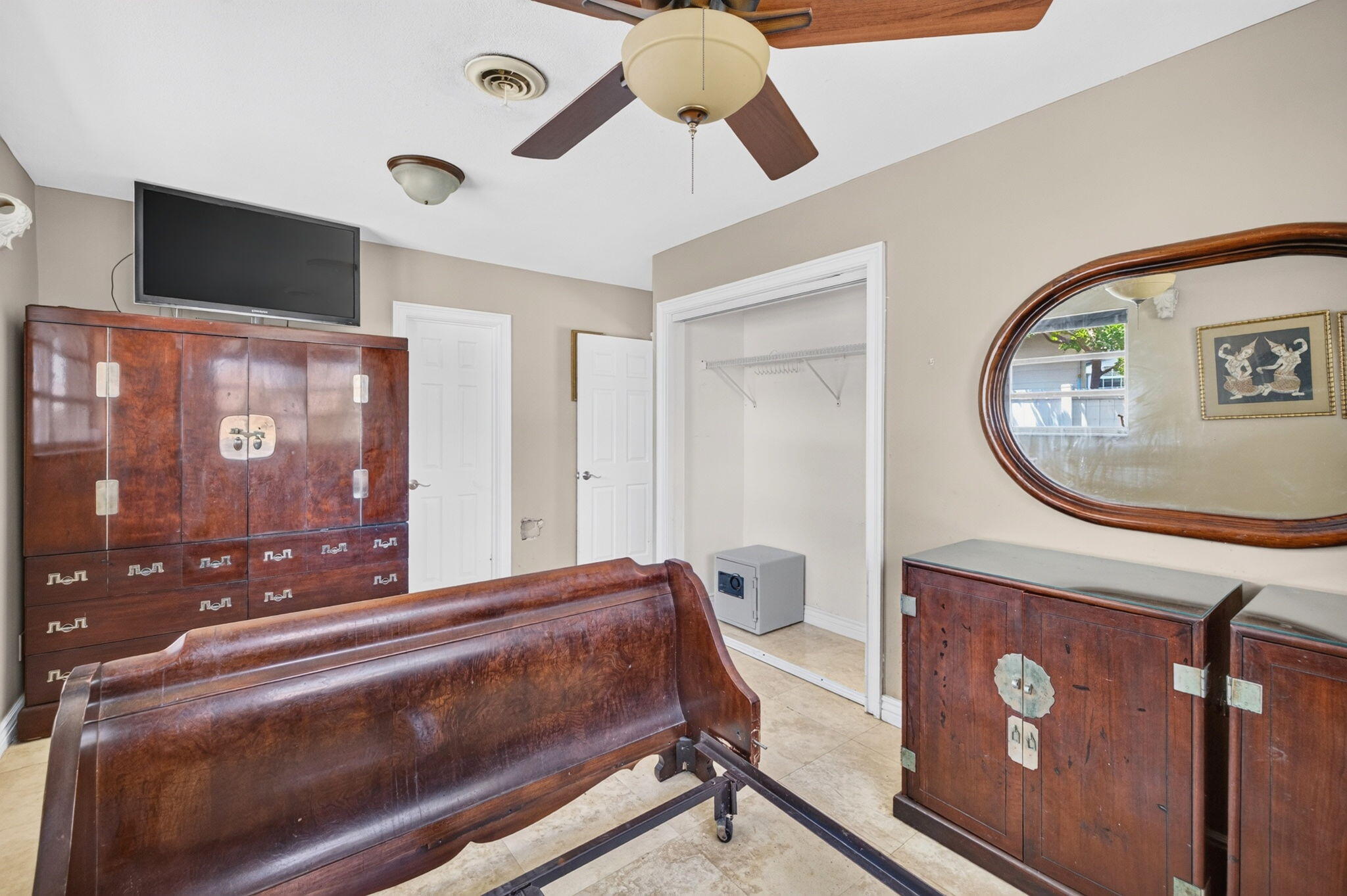 5581 NE 28th Fort Lauderdale, FL 33308