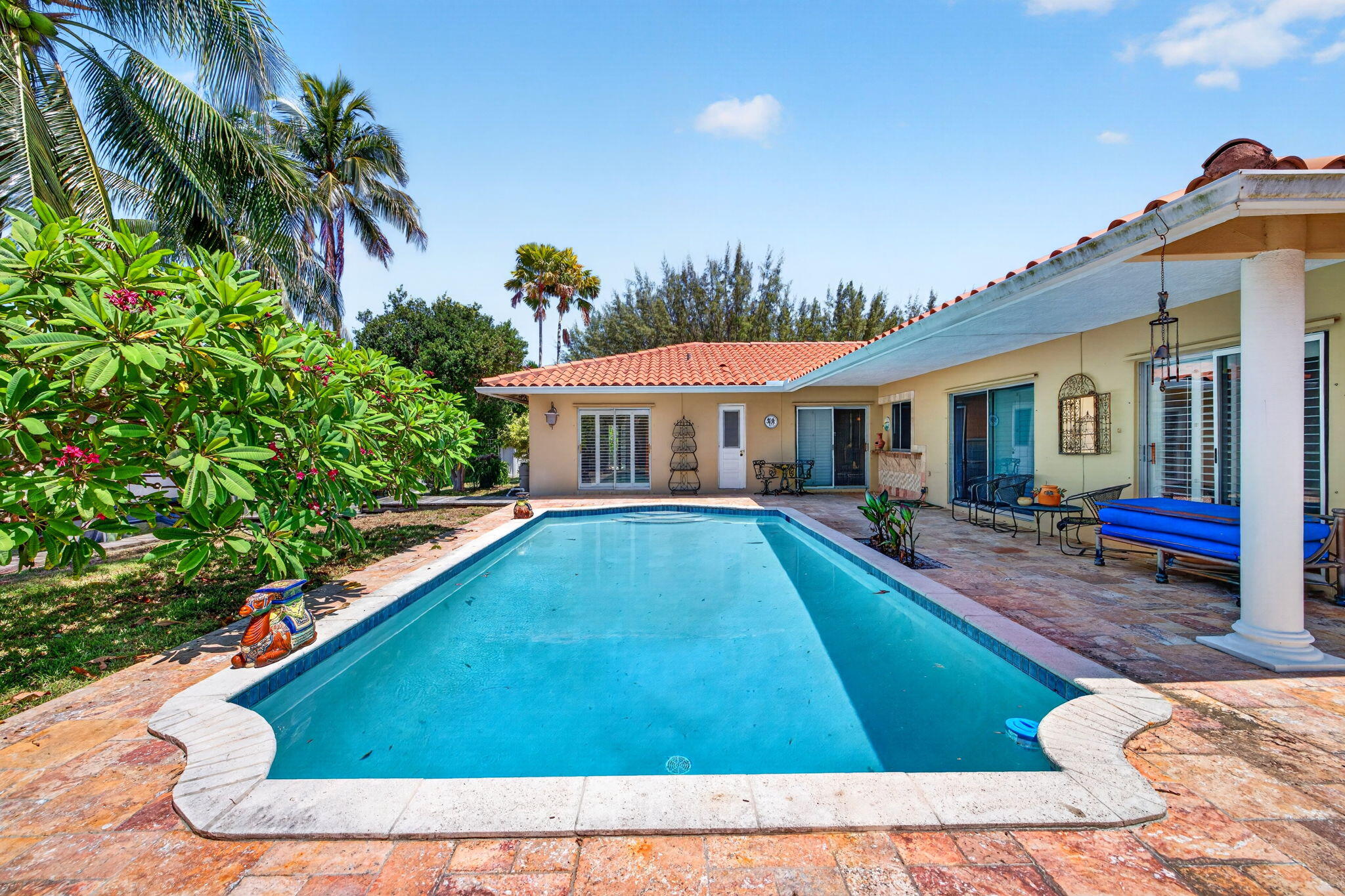 5581 NE 28th Fort Lauderdale, FL 33308