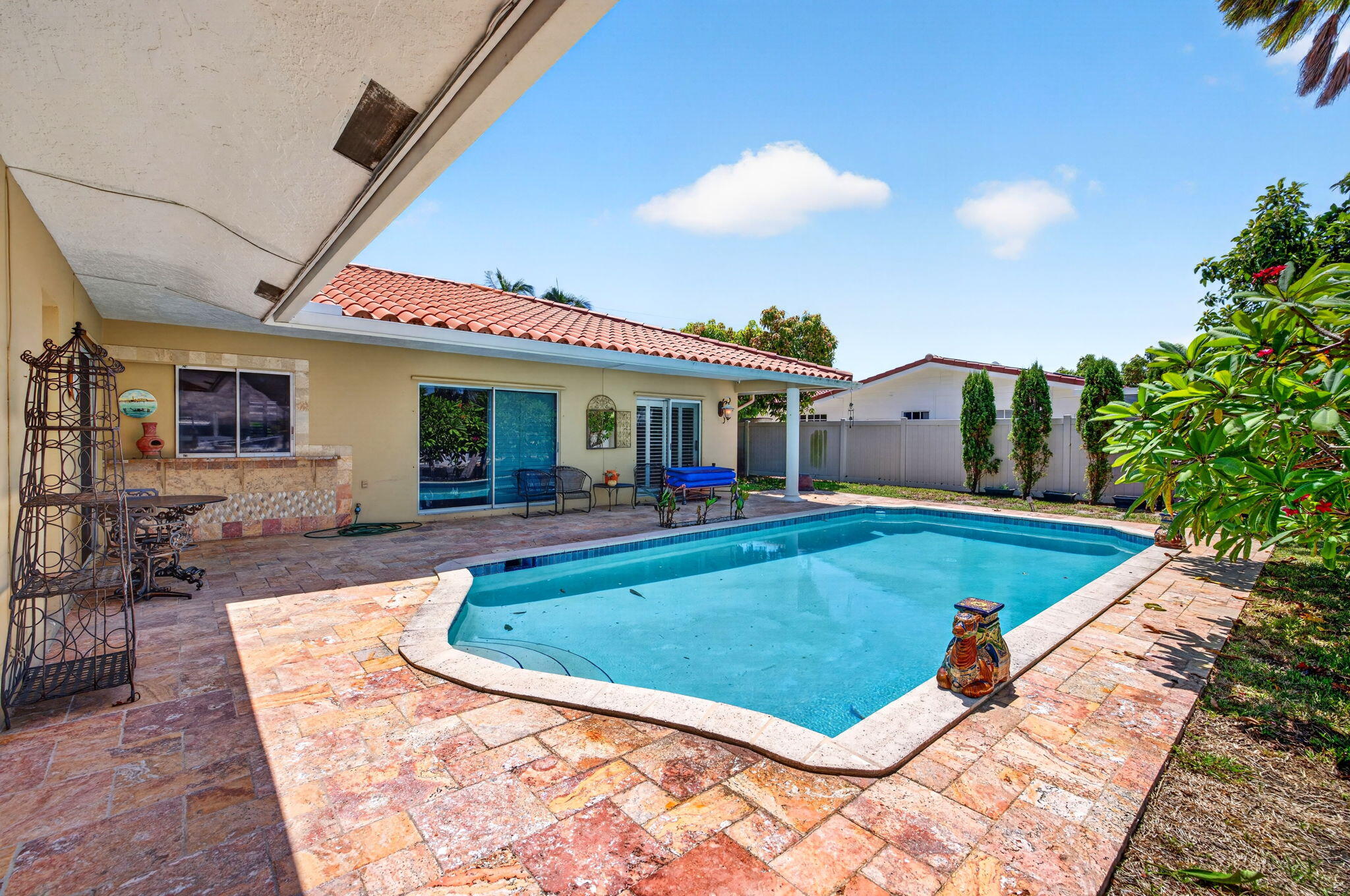 5581 NE 28th Fort Lauderdale, FL 33308