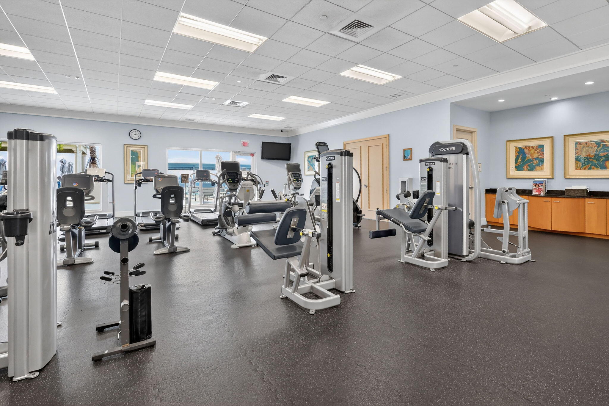 2640 Lake Shr Dr #2608 Riviera Beach, FL 33404