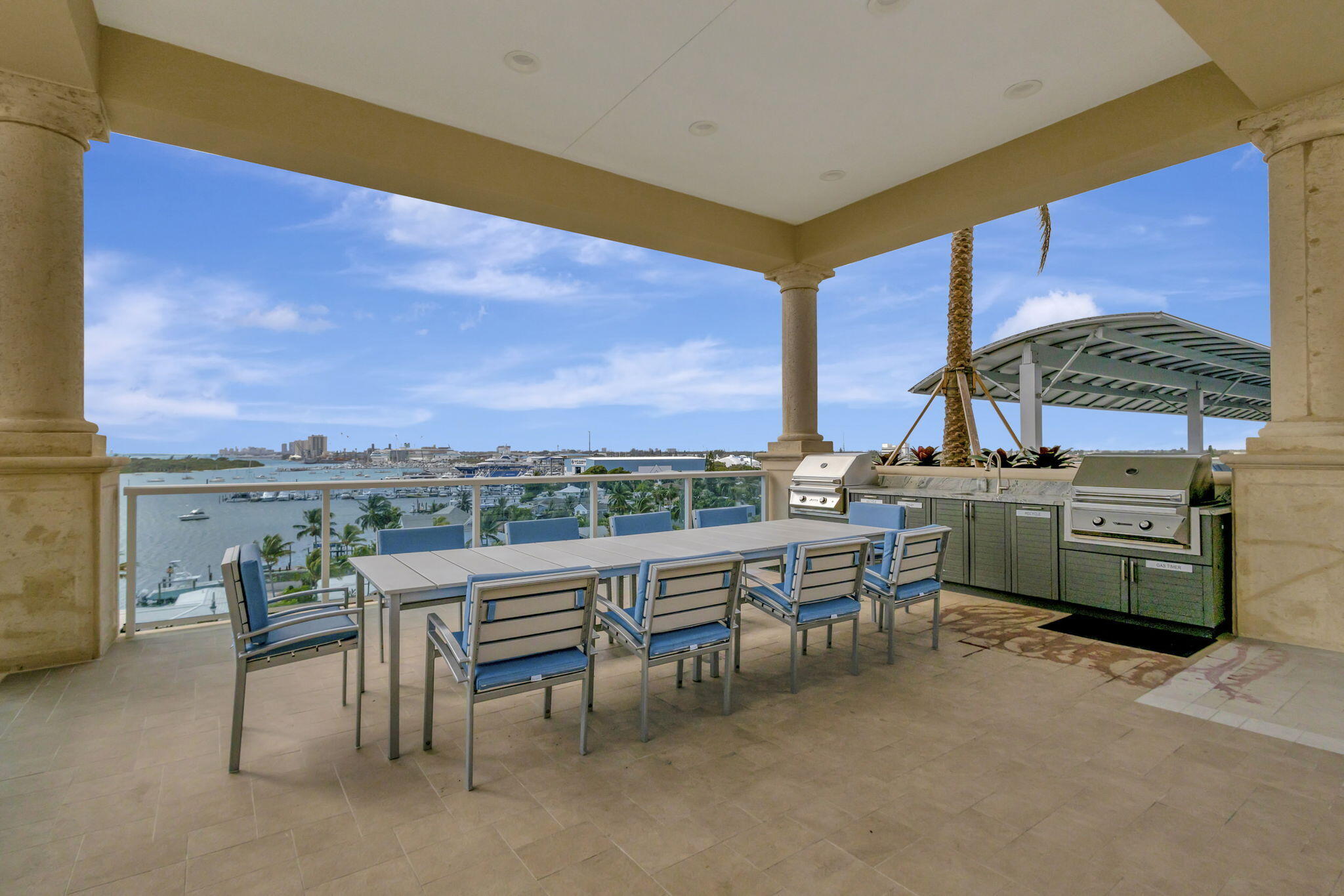 2640 Lake Shr Dr #2608 Riviera Beach, FL 33404
