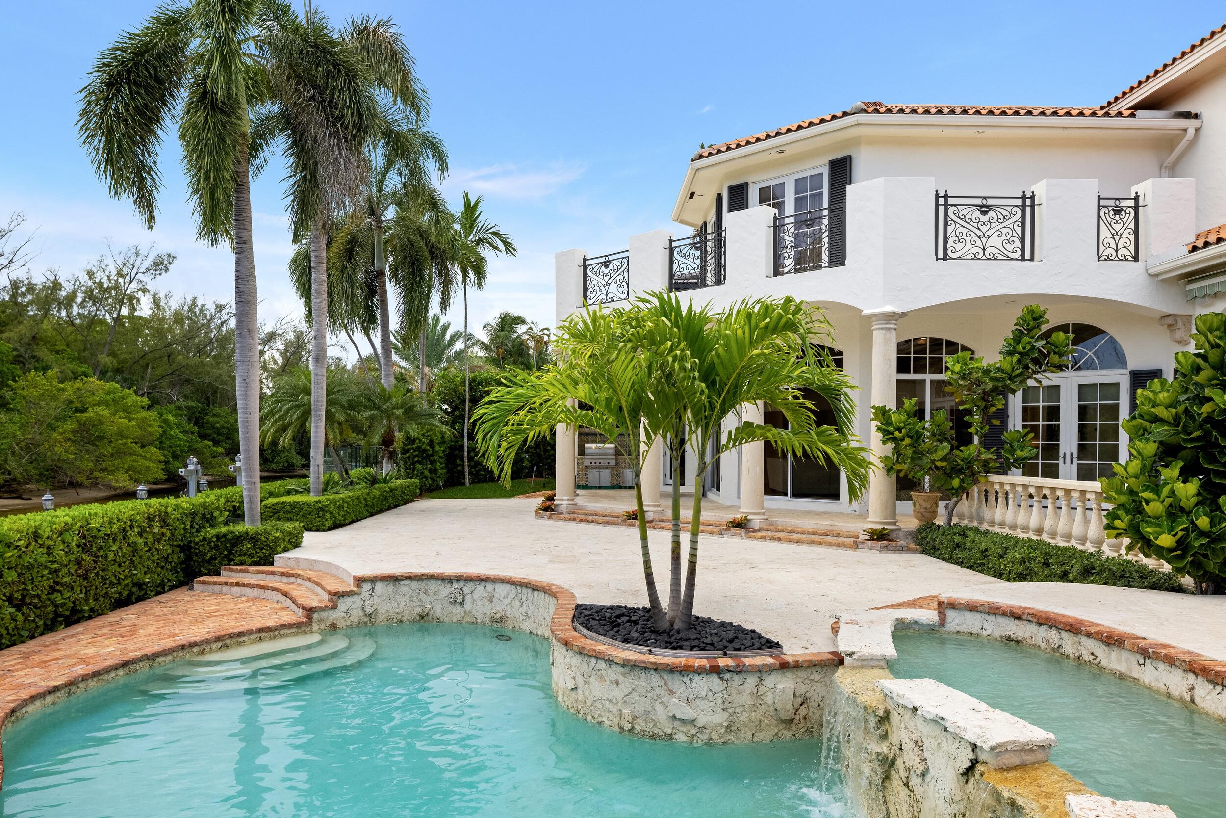 248-260 W Alexander Palm Rd Boca Raton, FL 33432