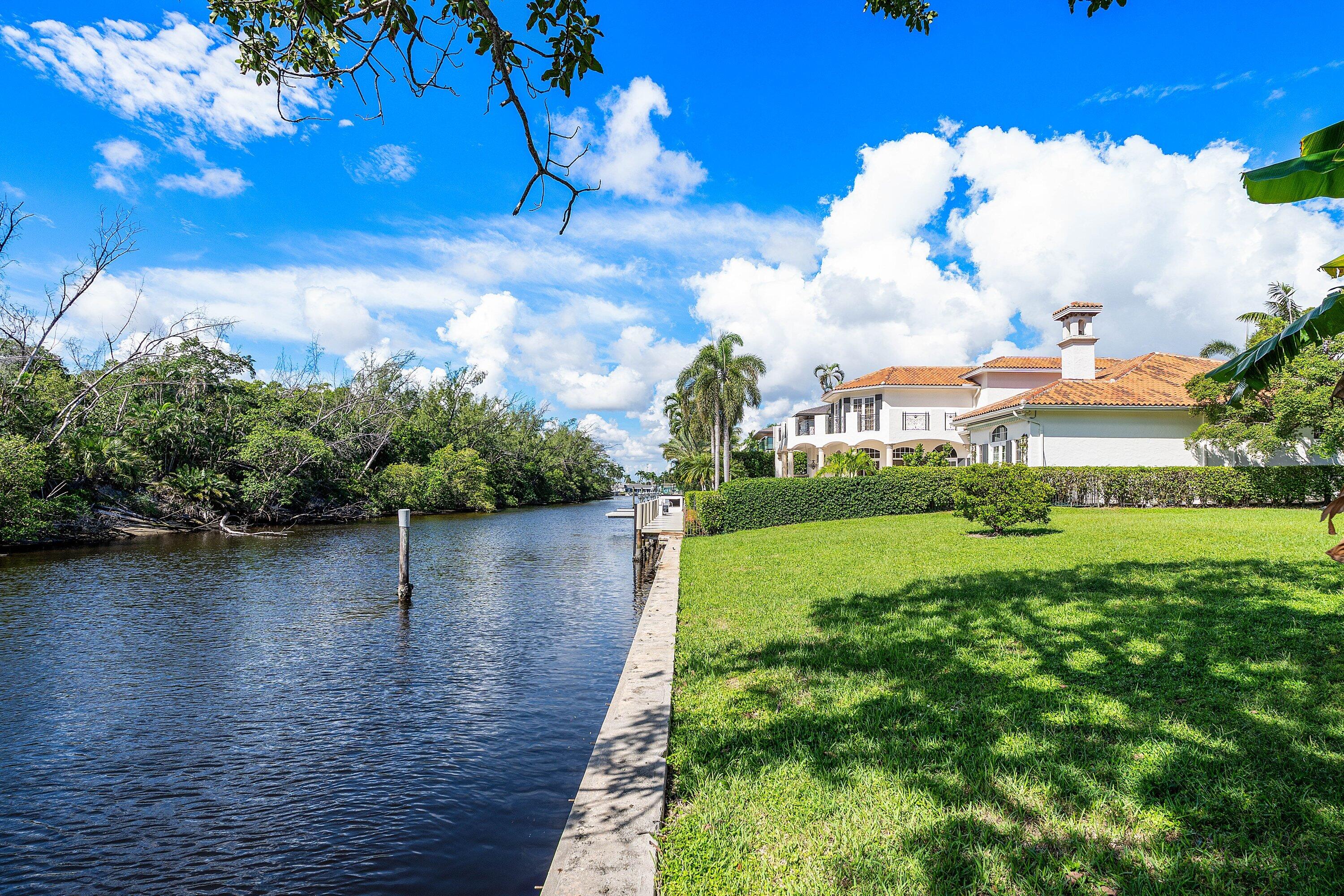 248-260 W Alexander Palm Rd Boca Raton, FL 33432