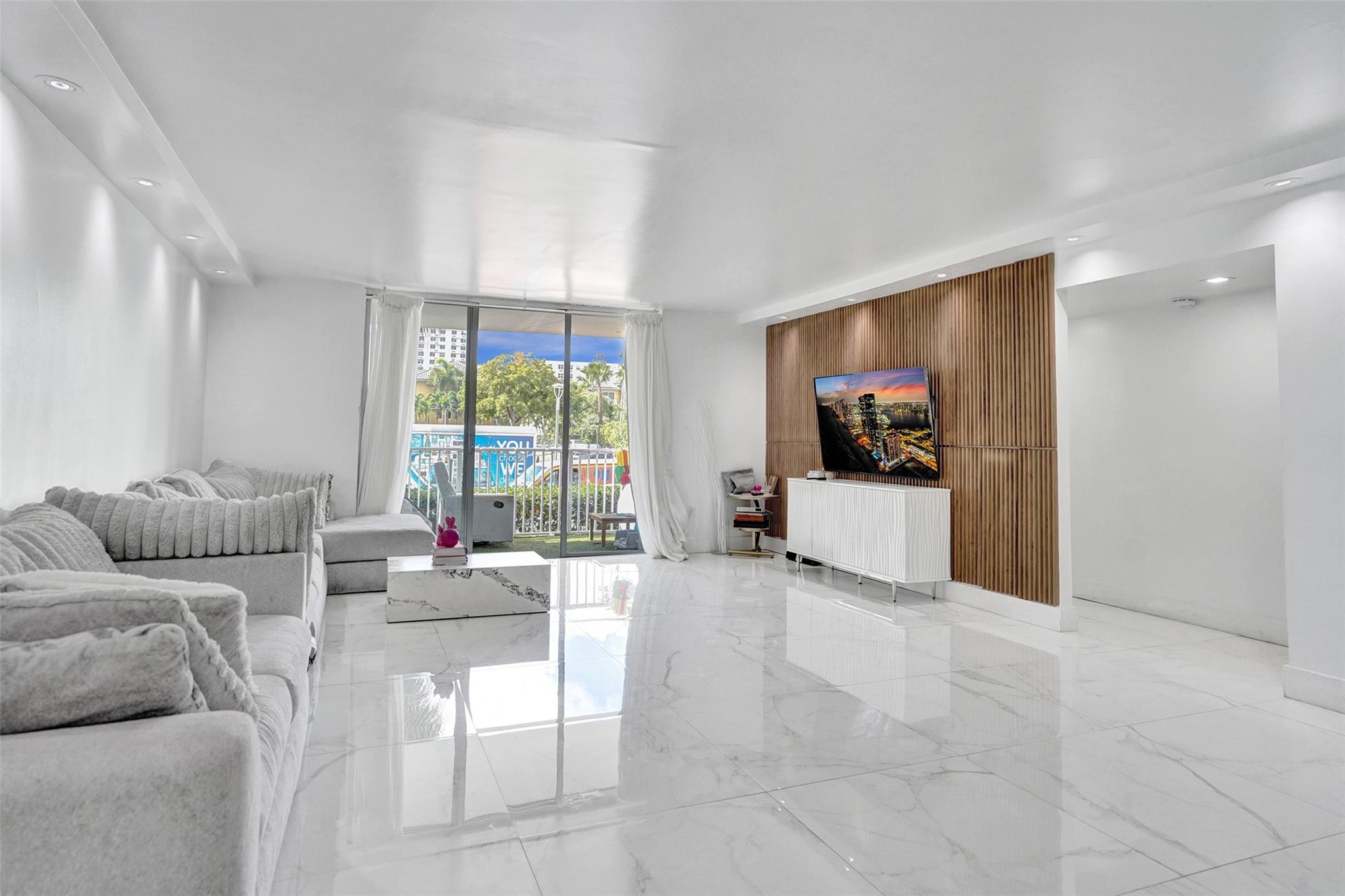 2801 NE 183rd St #101W