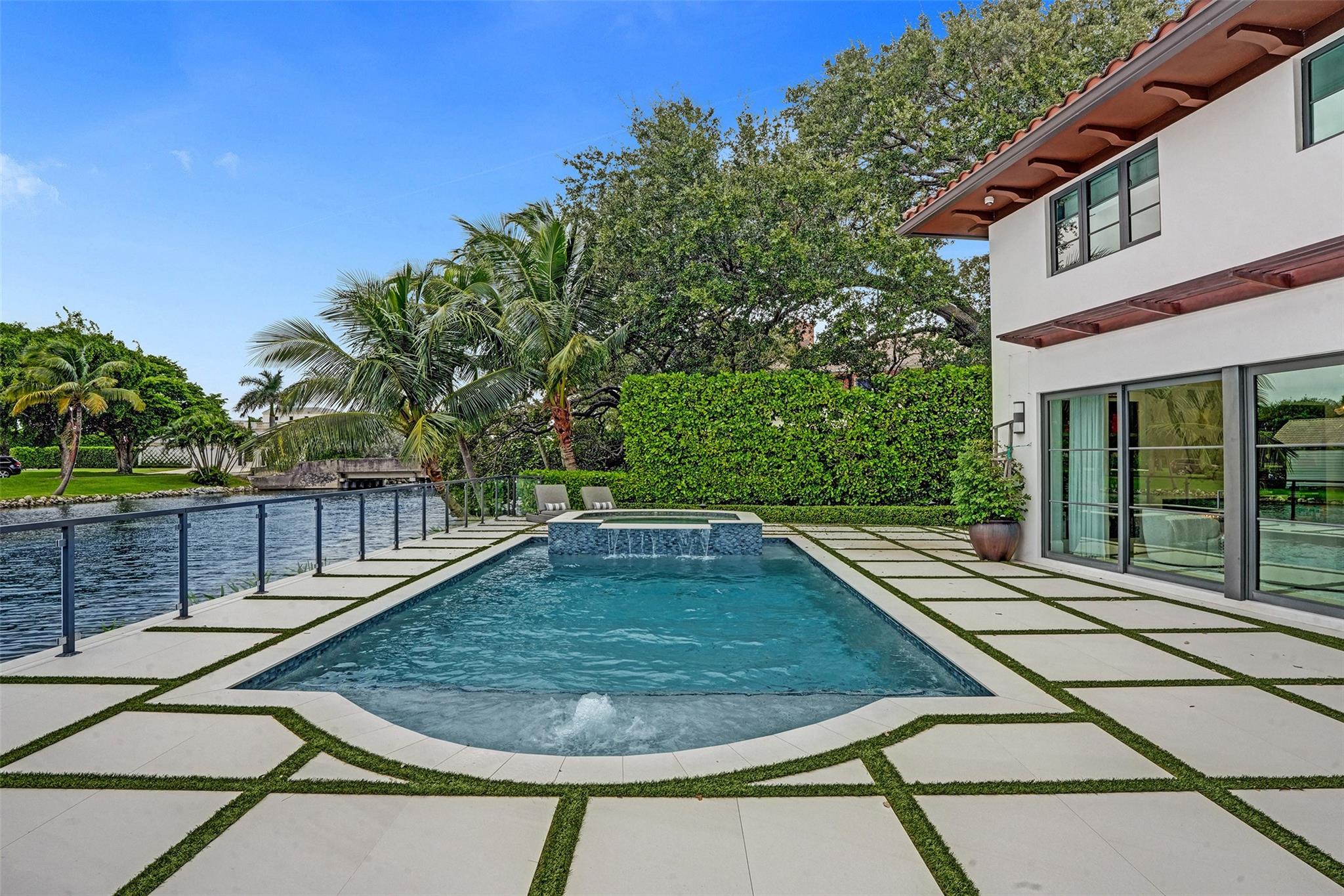 3 Cayuga Rd Fort Lauderdale, FL 33308