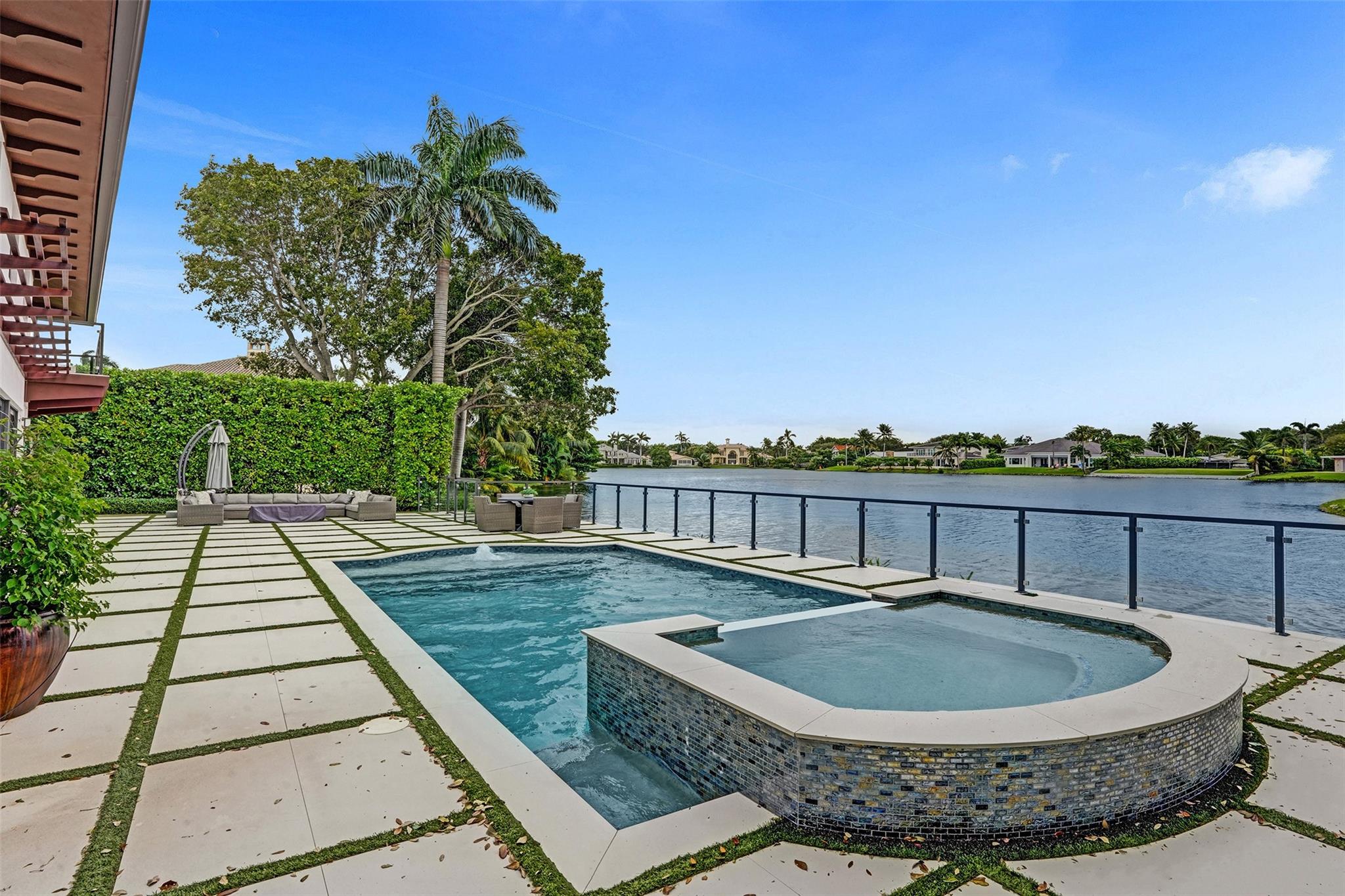 3 Cayuga Rd Fort Lauderdale, FL 33308