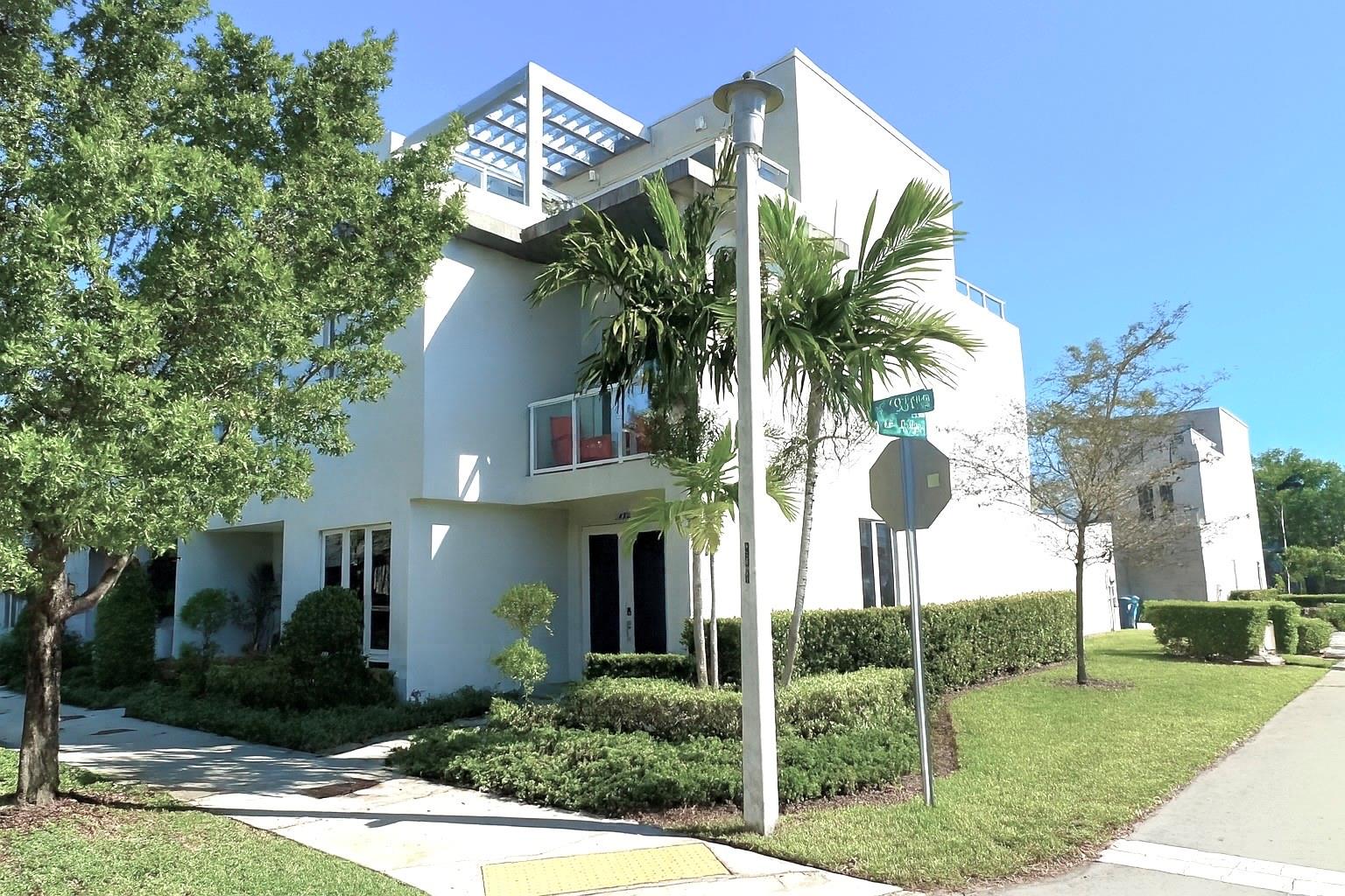 6482 NW 103rd Psge