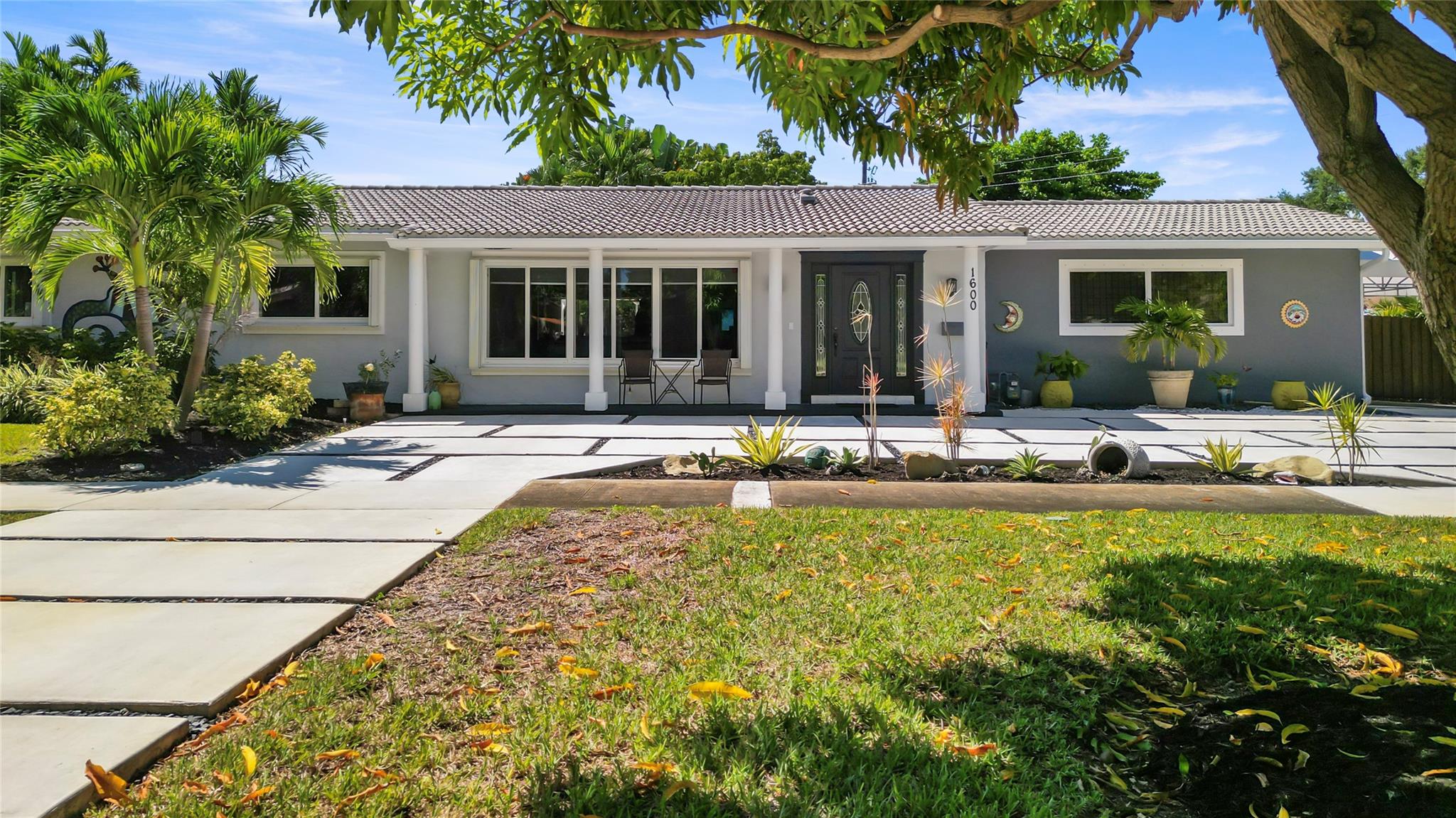 1600 Yale Dr