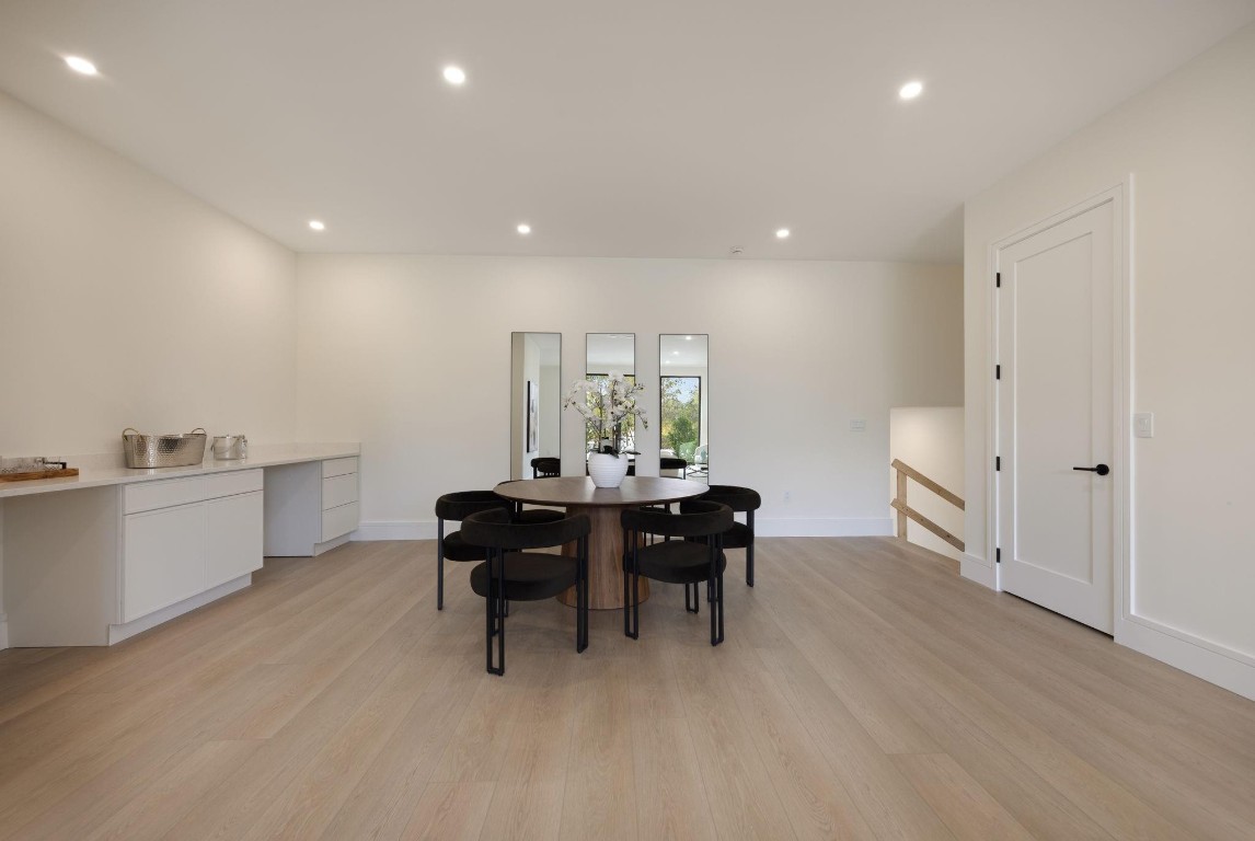 1627 Coral Rdg Fort Lauderdale, FL 33305