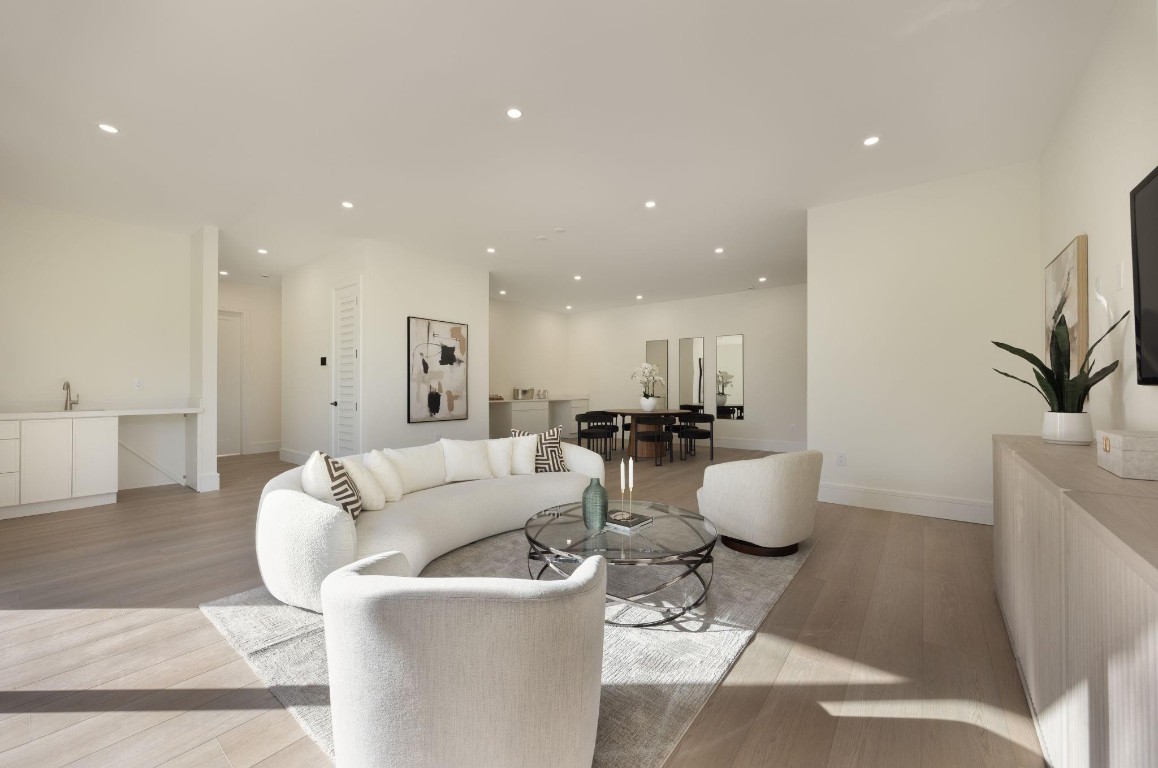 1627 Coral Rdg Fort Lauderdale, FL 33305