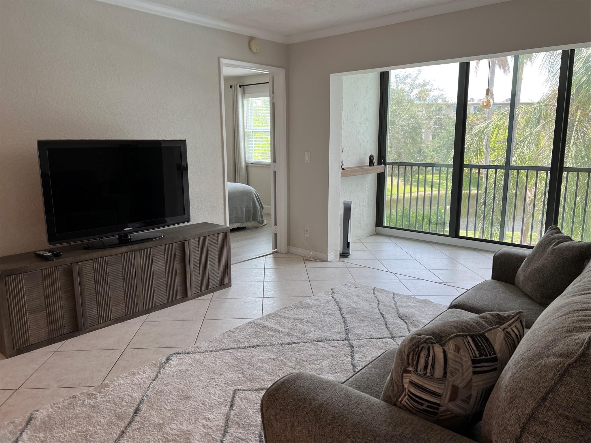 2220 N Cypress Bnd Dr #301