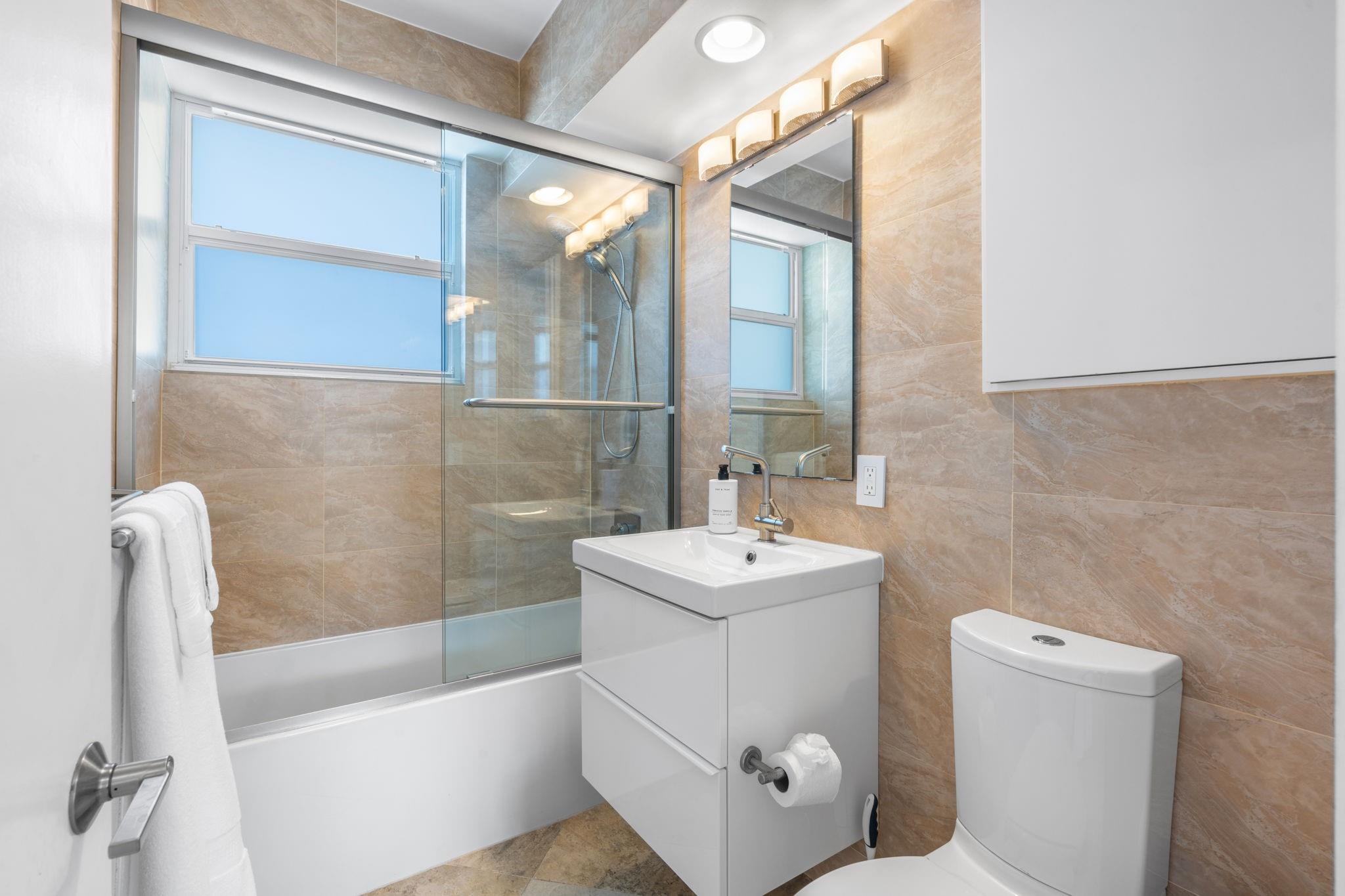 1900 S Ocean Dr #1002 Fort Lauderdale, FL 33316