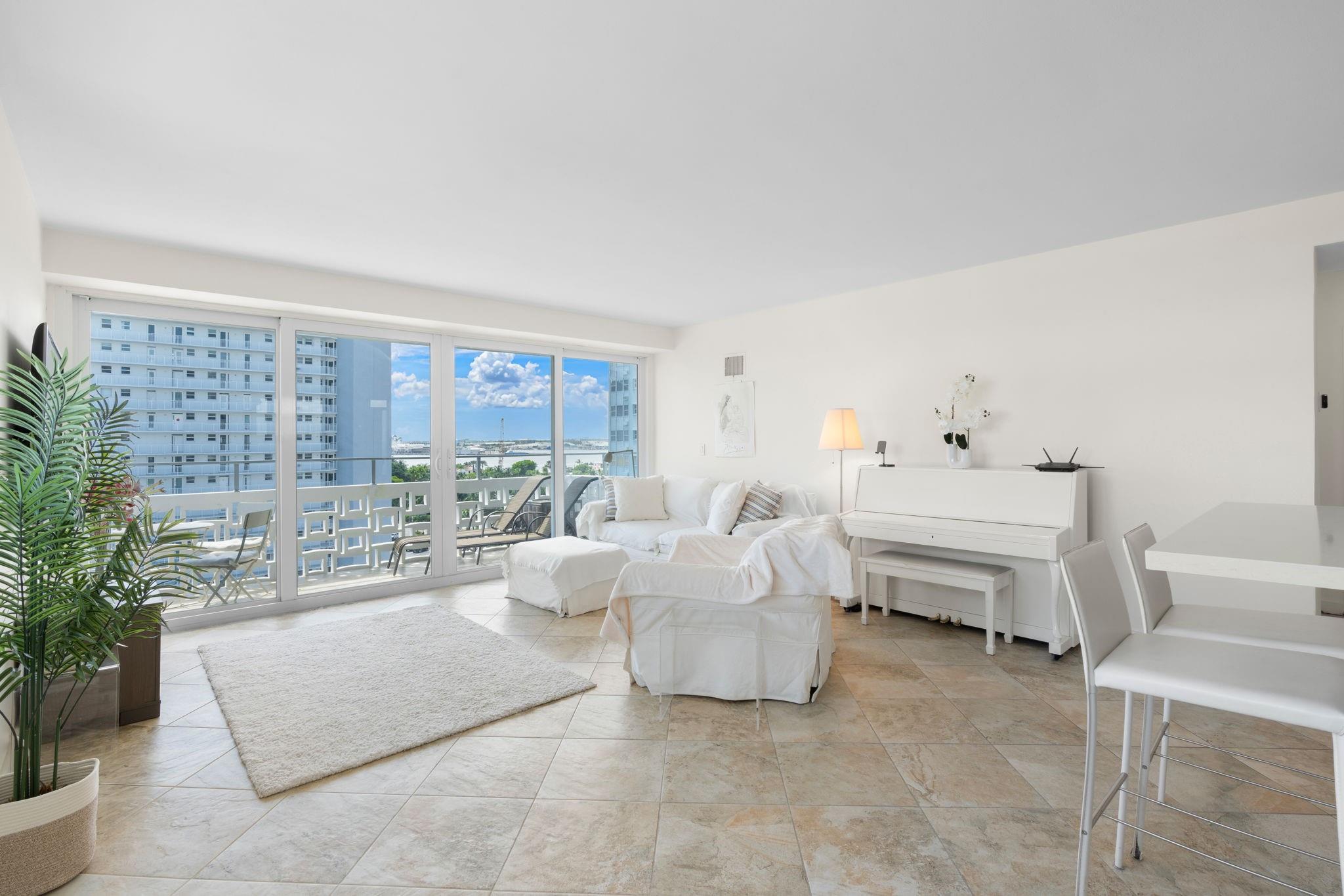 1900 S Ocean Dr #1002 Fort Lauderdale, FL 33316