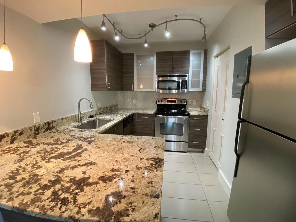 64 Isle Of Venice #26 Fort Lauderdale, FL 33301