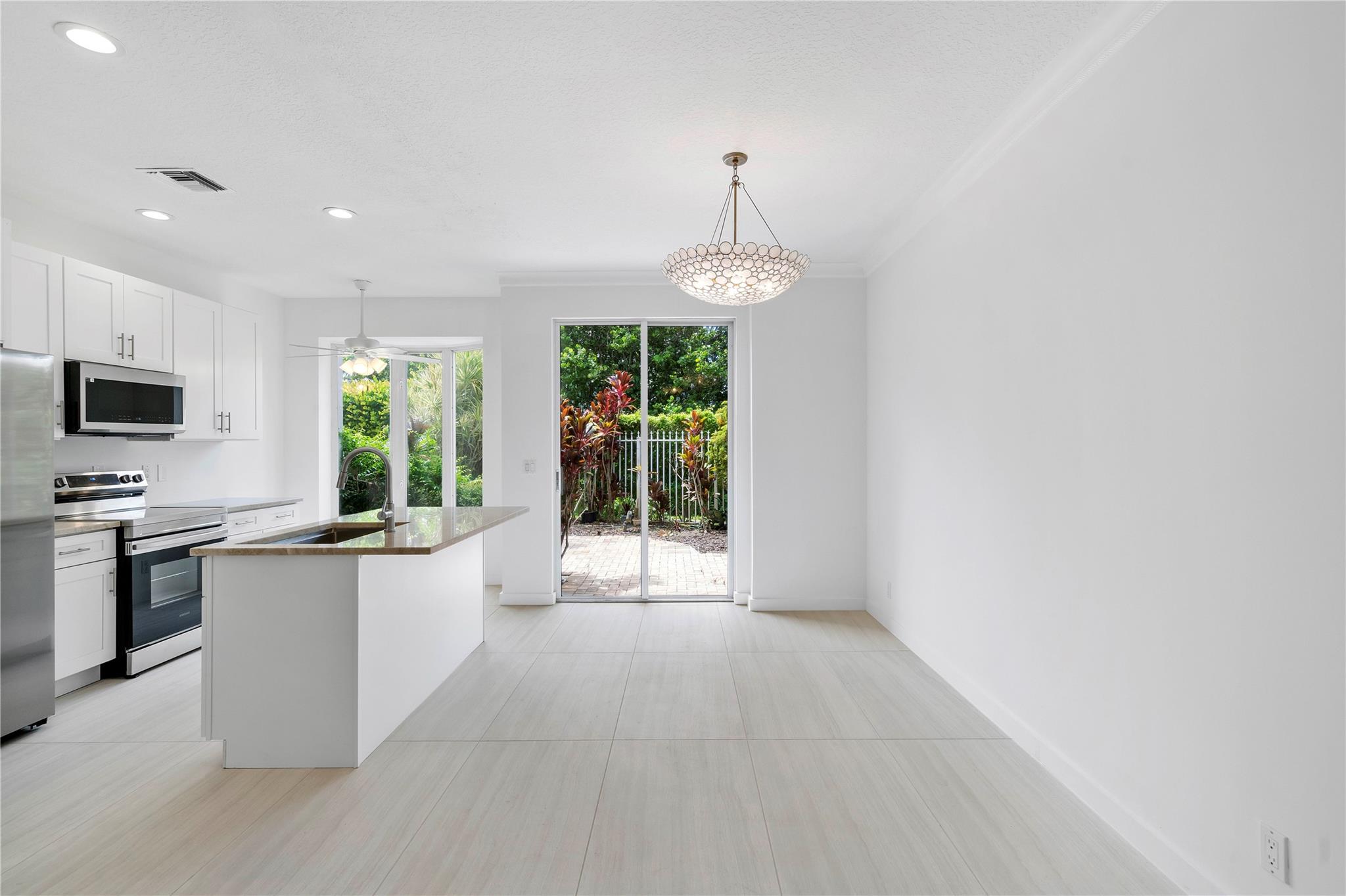 760 Seaview Dr Juno Beach, FL 33408