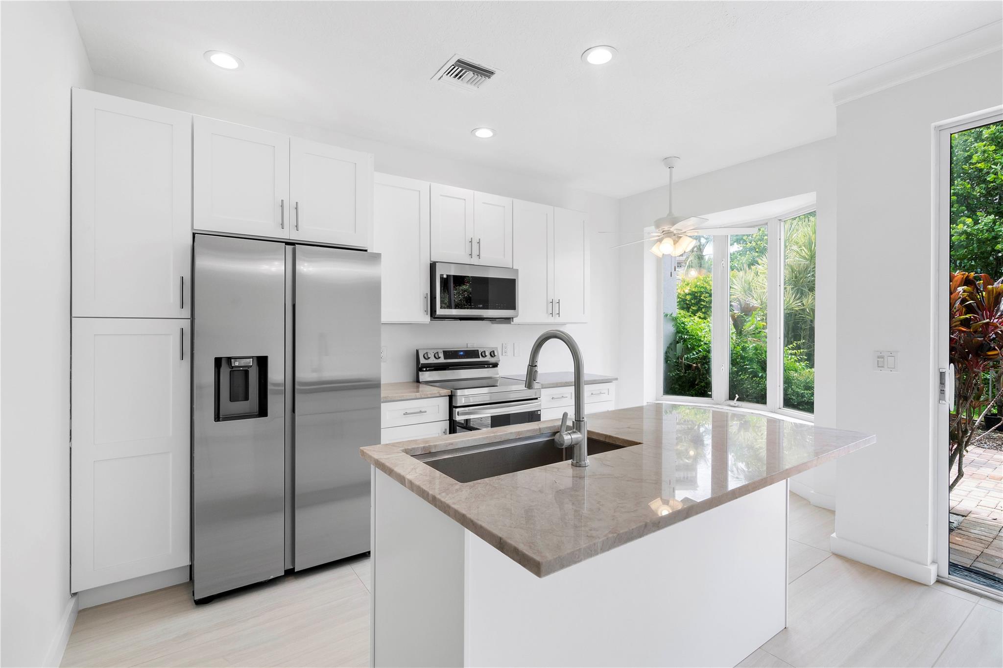 760 Seaview Dr Juno Beach, FL 33408