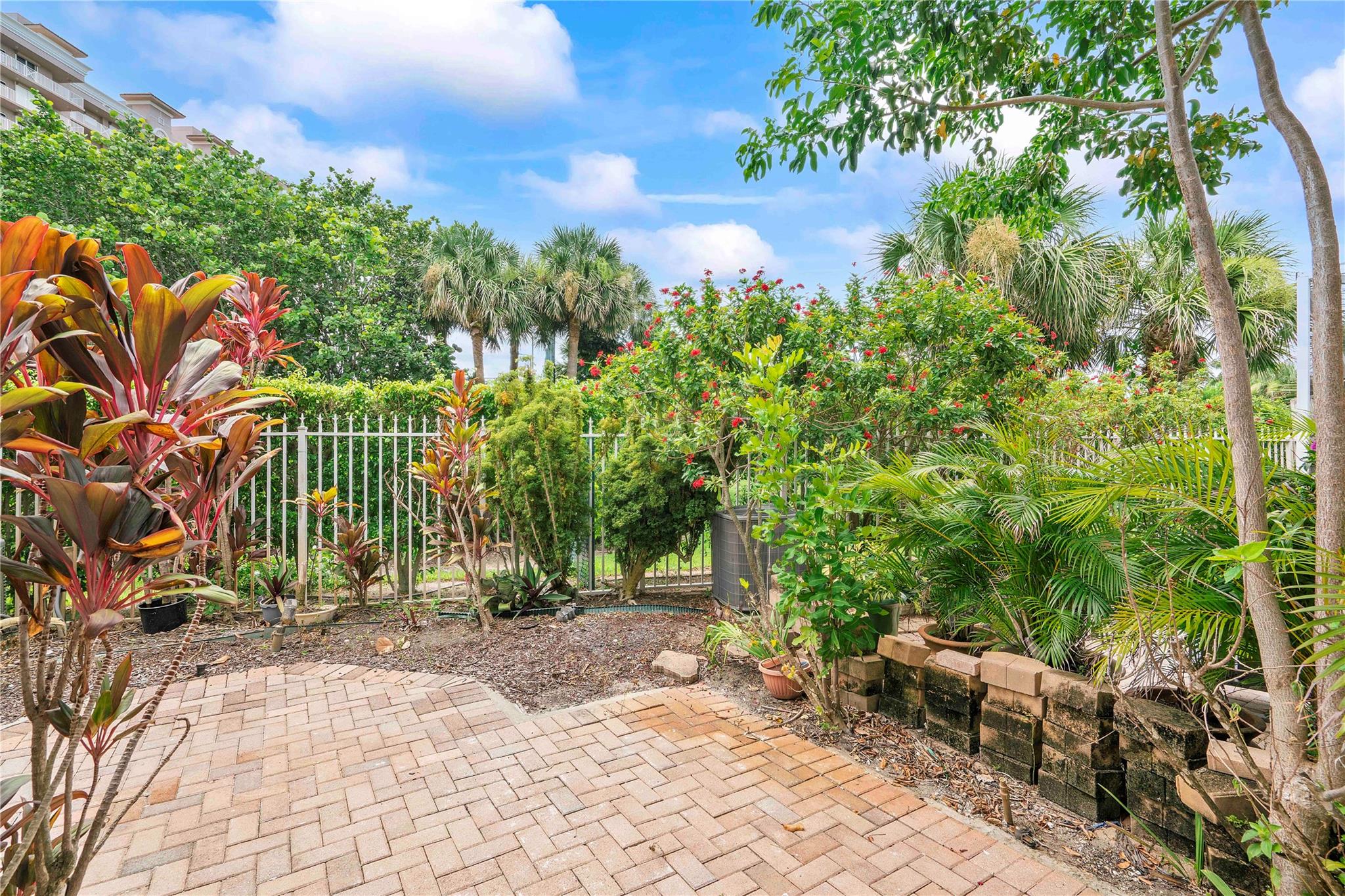 760 Seaview Dr Juno Beach, FL 33408