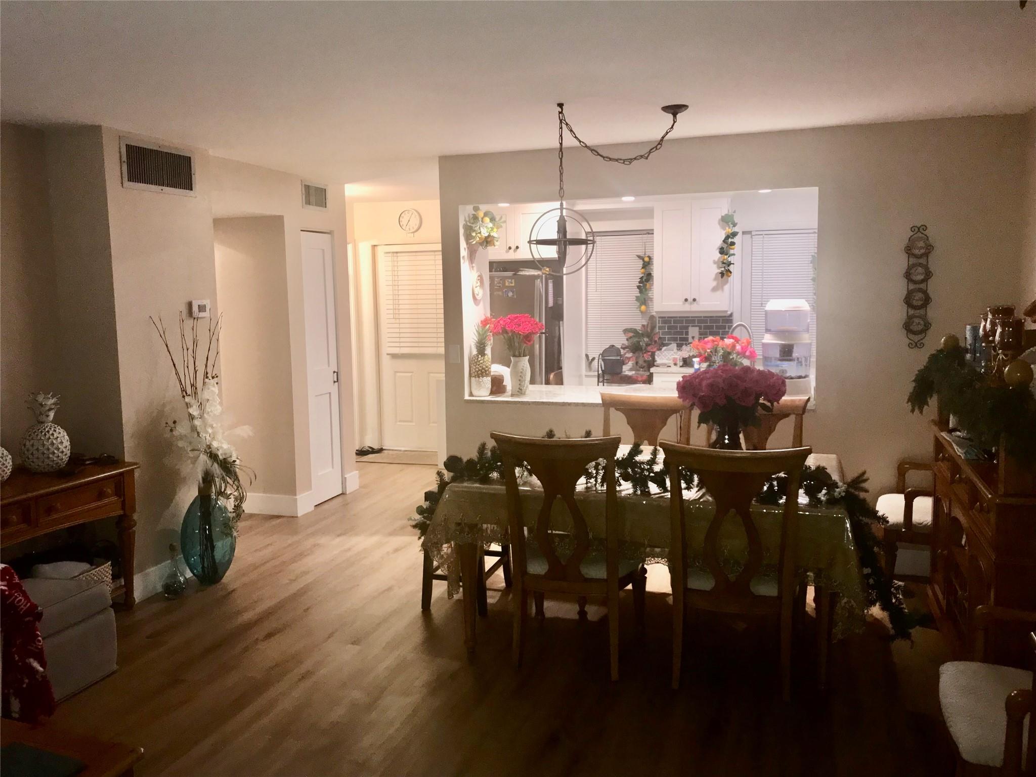 200 NE 14th Ave #521