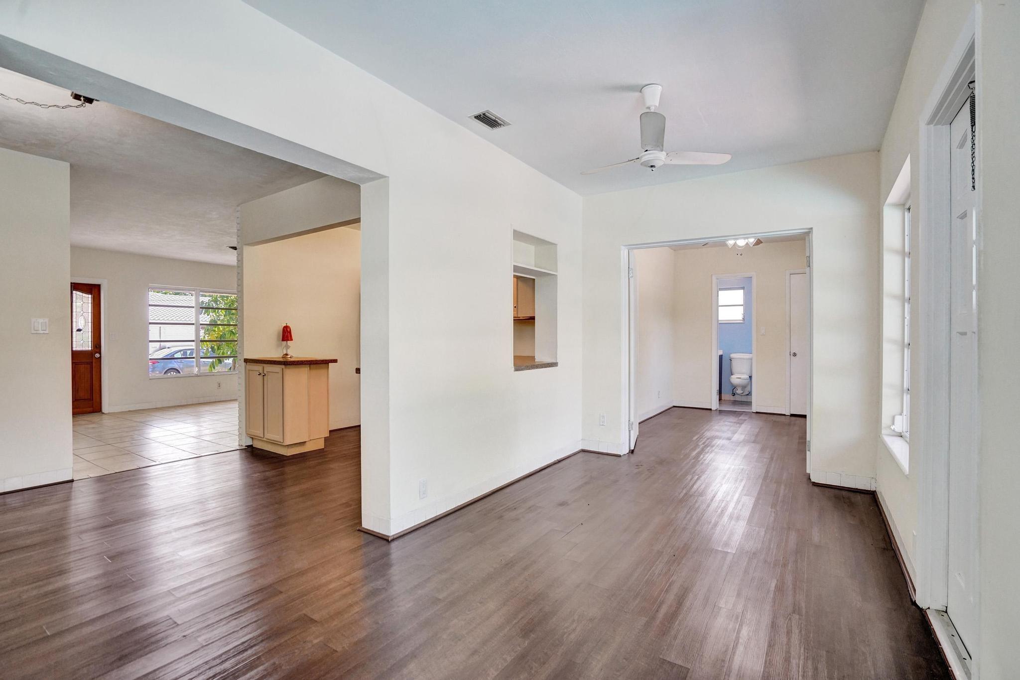 1801 NE 23rd Ave Fort Lauderdale, FL 33305