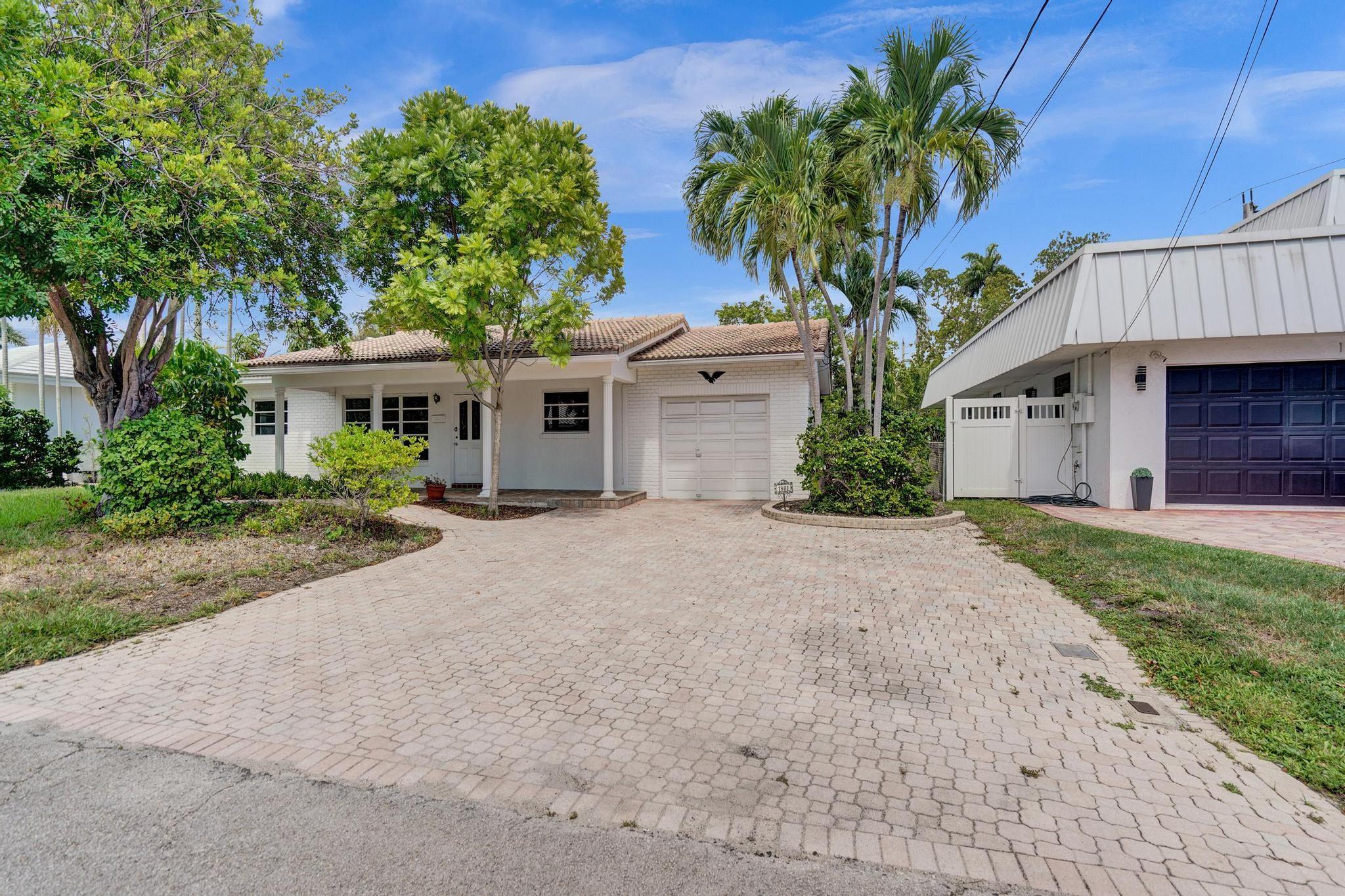 1801 NE 23rd Ave Fort Lauderdale, FL 33305