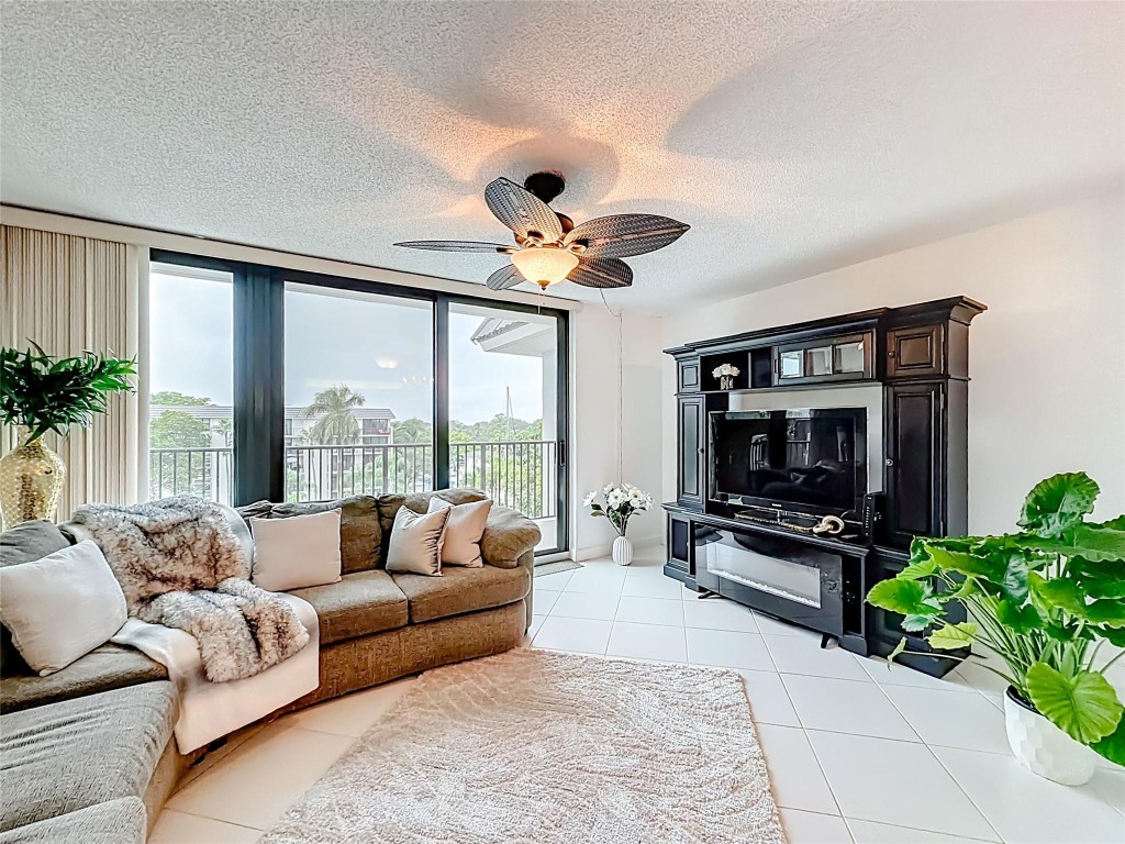 1101 River Reach Dr #502 Fort Lauderdale, FL 33315
