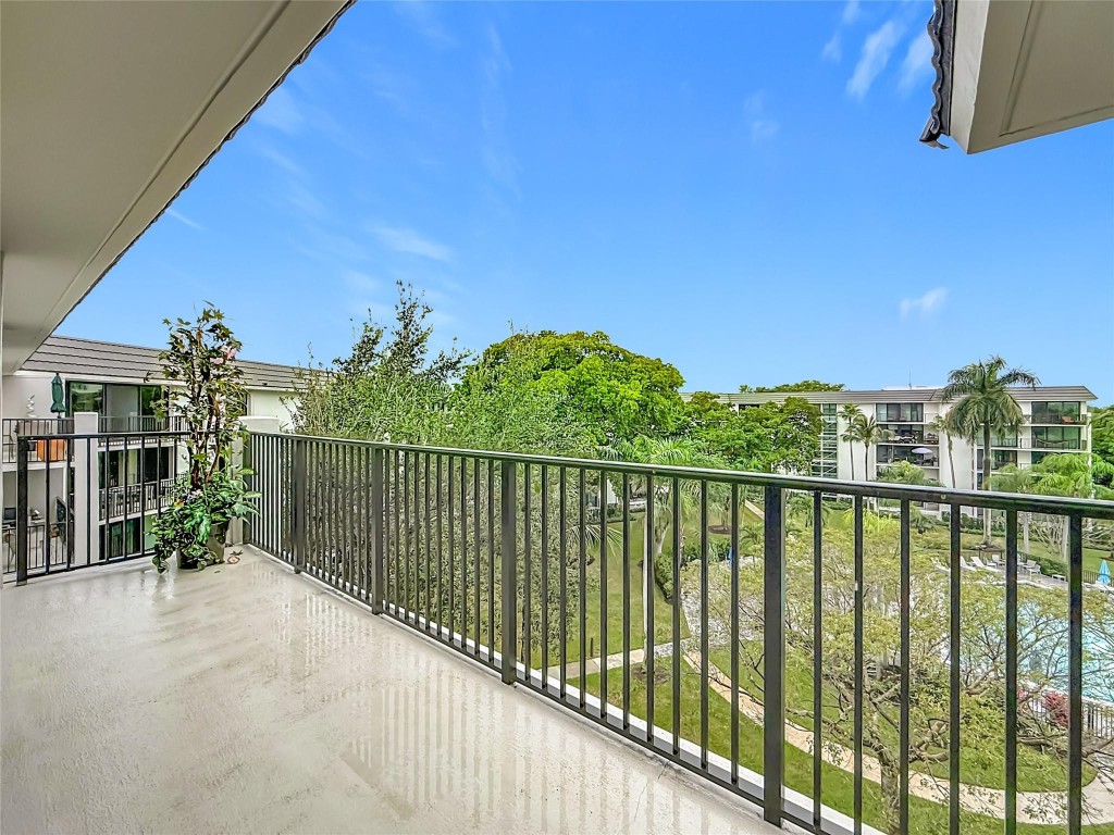 1101 River Reach Dr #502 Fort Lauderdale, FL 33315