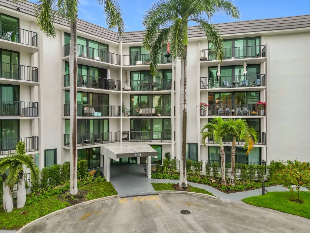 1101 River Reach Dr #502 Fort Lauderdale, FL 33315