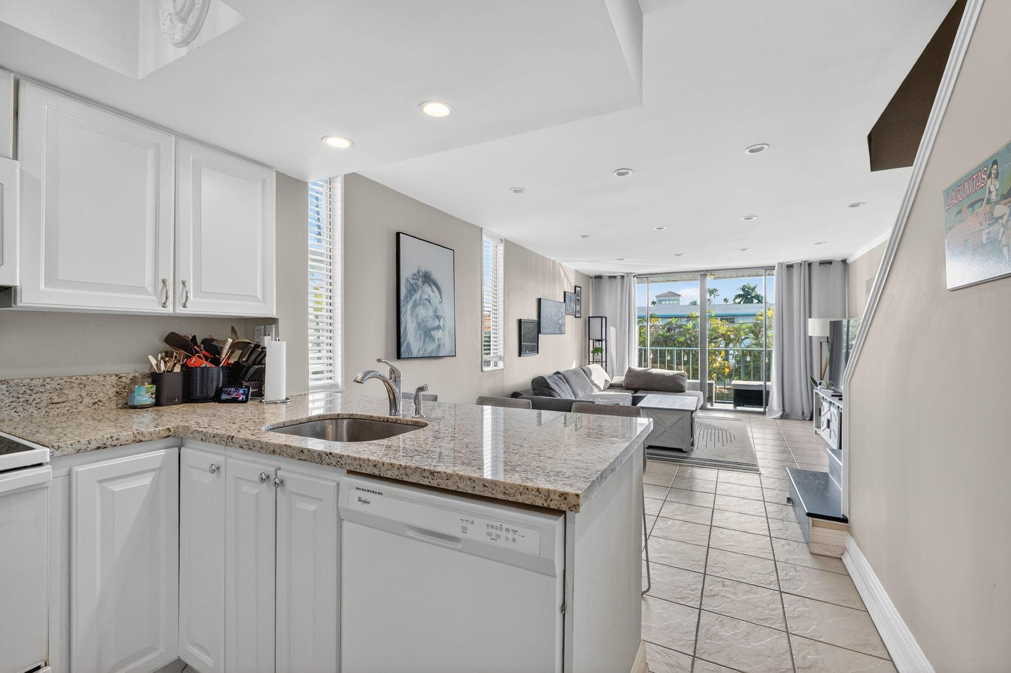 1531 SE 15th #6 Fort Lauderdale, FL 33316