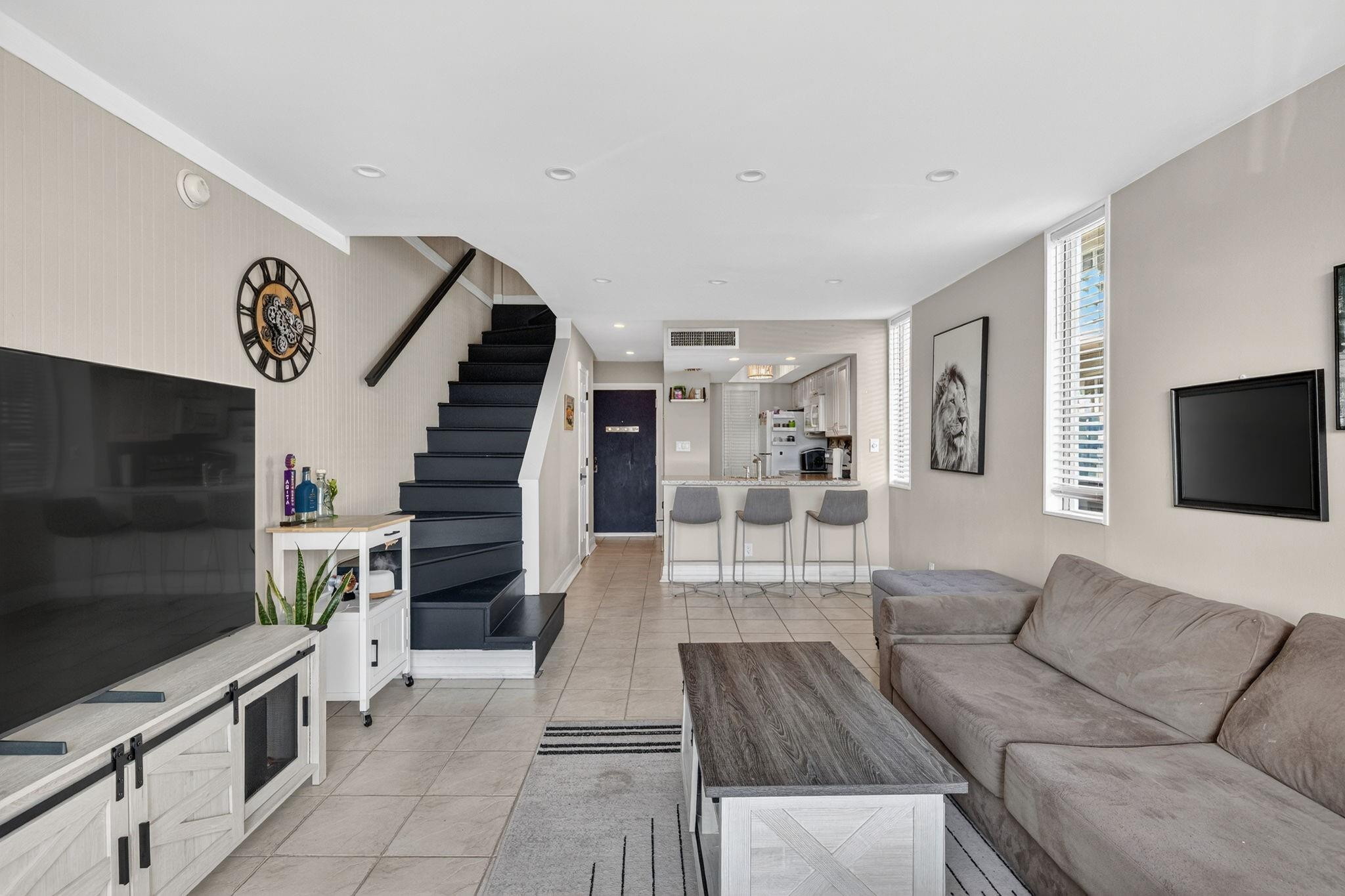 1531 SE 15th #6 Fort Lauderdale, FL 33316