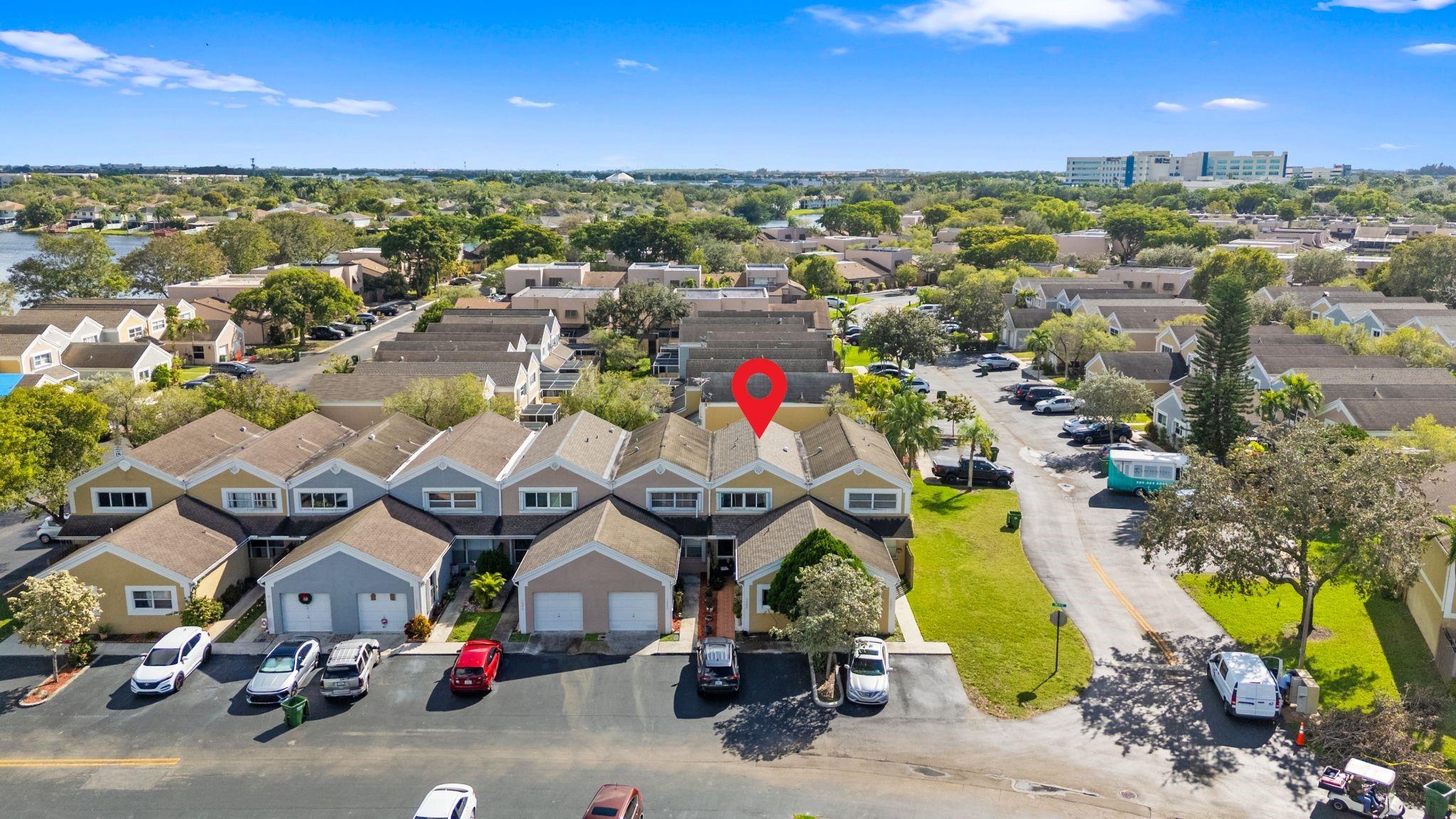 12286 NW 14th St Pembroke Pines, FL 33026