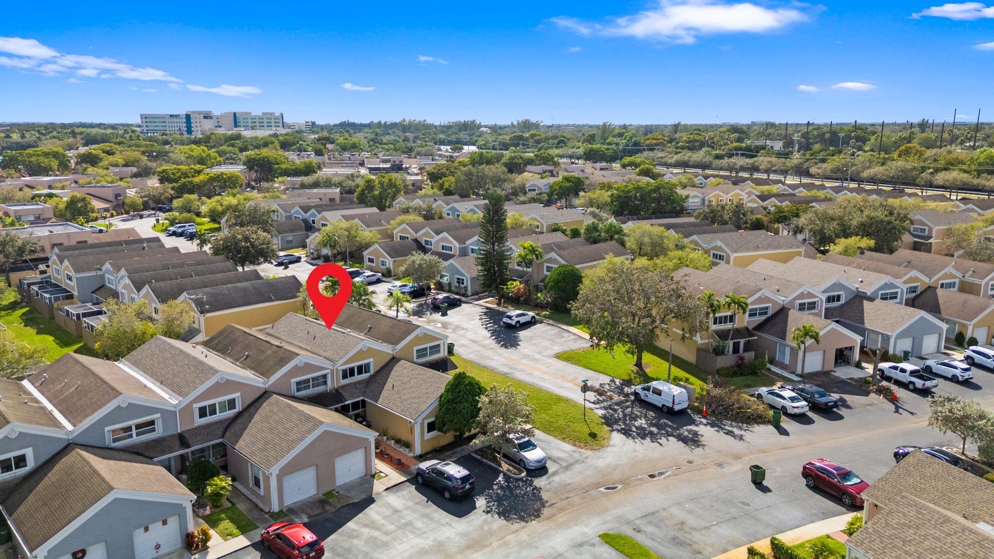 12286 NW 14th St Pembroke Pines, FL 33026