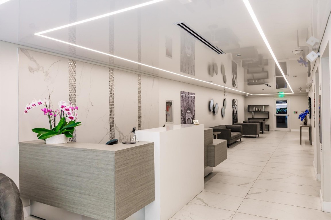 340 Sunset #608 Fort Lauderdale, FL 33301