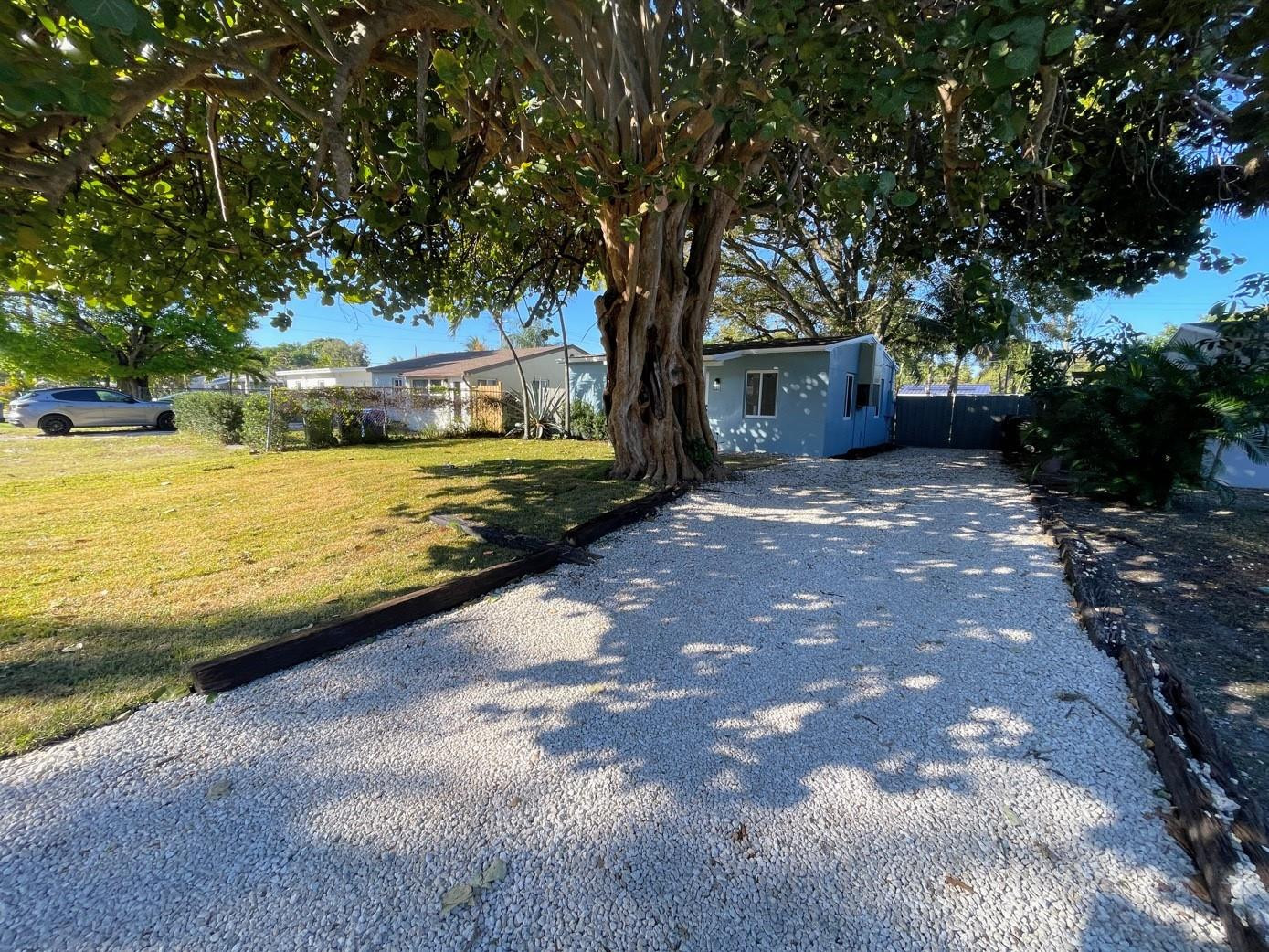 1409 NW 5th Fort Lauderdale, FL 33311