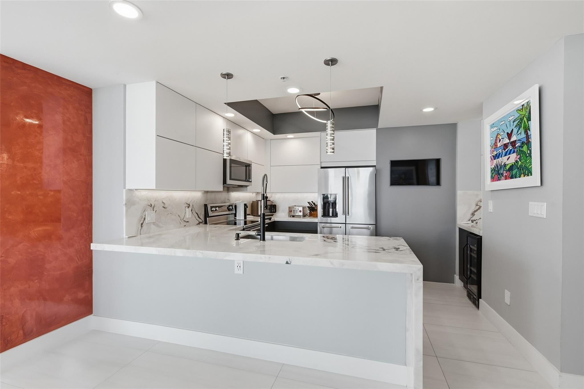 315 NE 3rd #1006 Fort Lauderdale, FL 33301