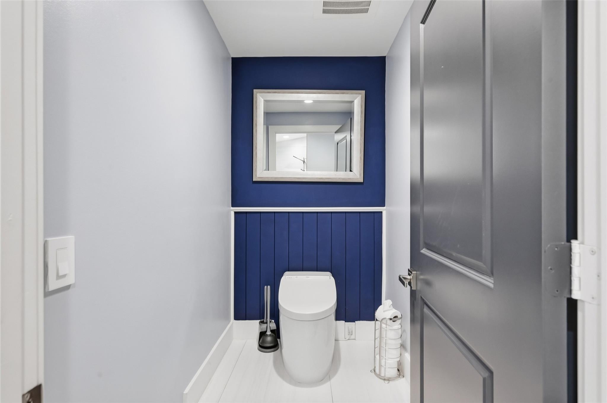 315 NE 3rd #1006 Fort Lauderdale, FL 33301