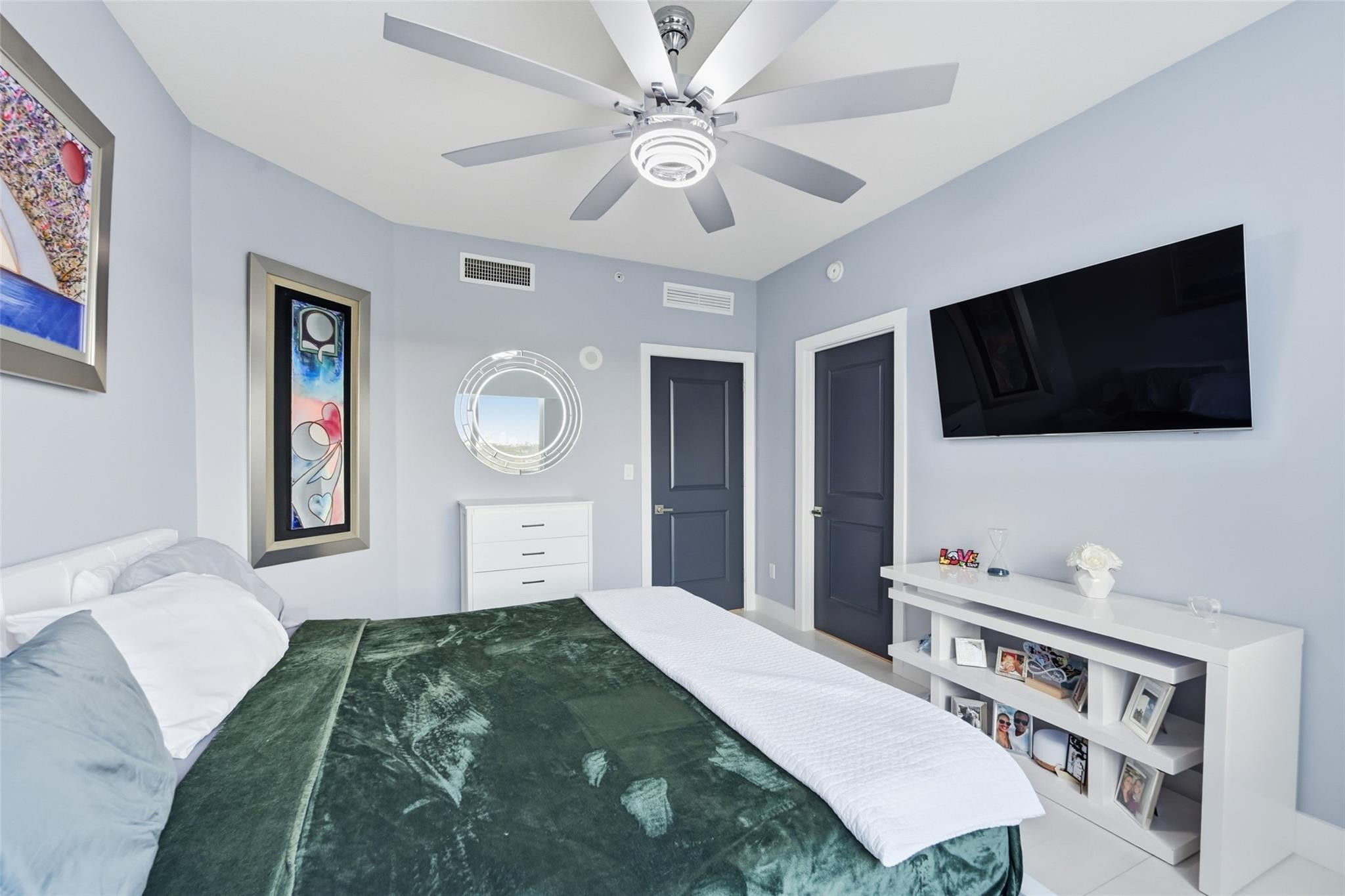 315 NE 3rd #1006 Fort Lauderdale, FL 33301