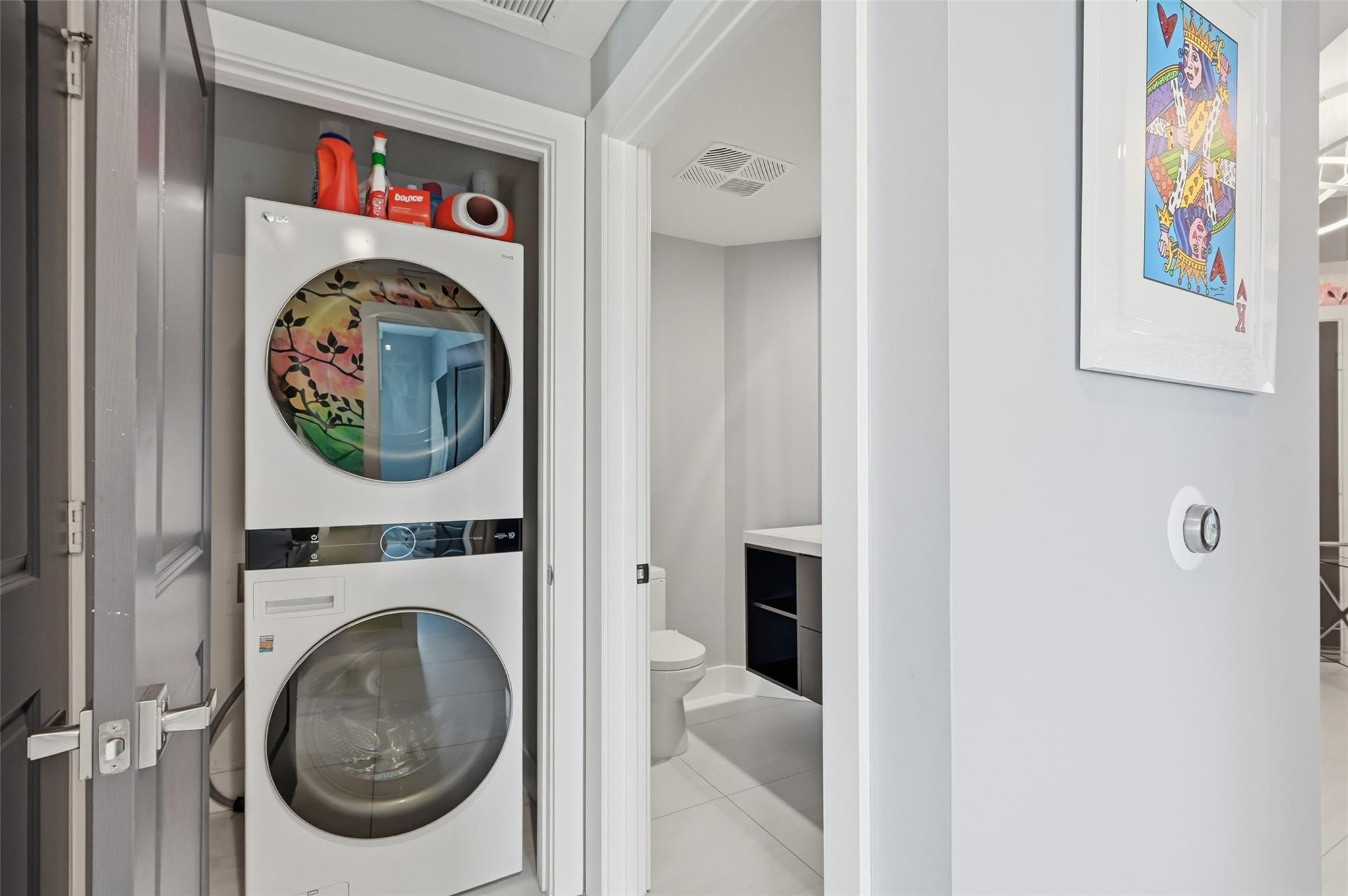 315 NE 3rd #1006 Fort Lauderdale, FL 33301